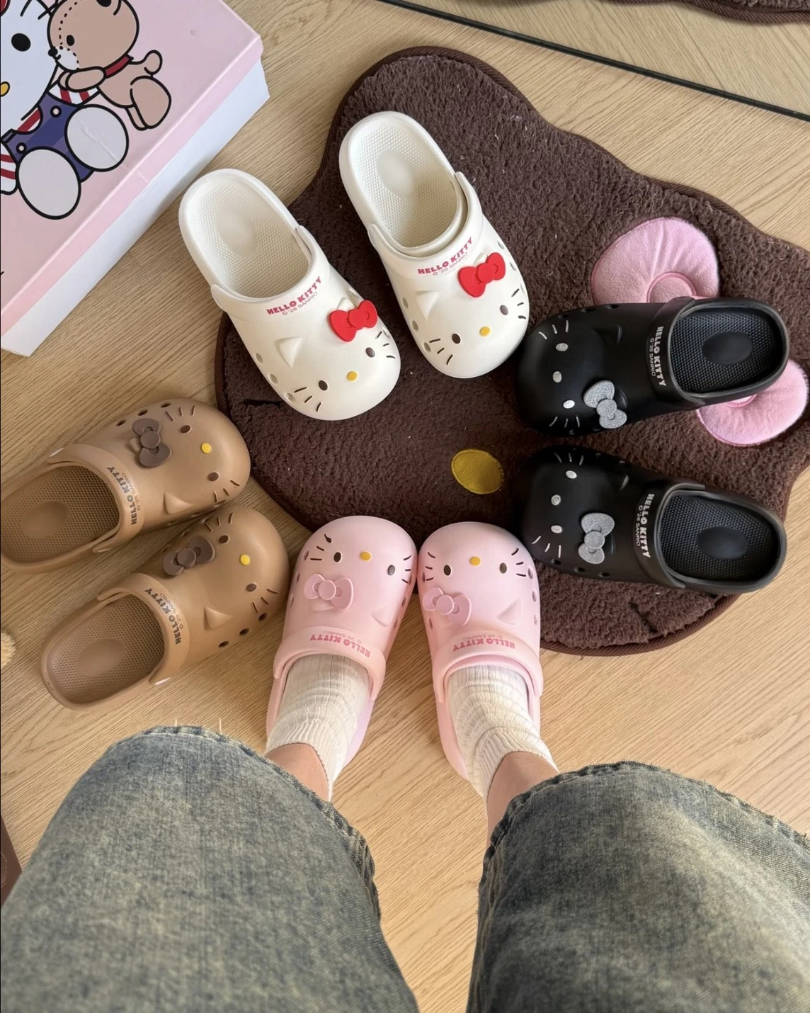 <正版授權>三麗鷗 Sanrio x Hello Kitty 大頭 防水 洞洞鞋(四色可選)