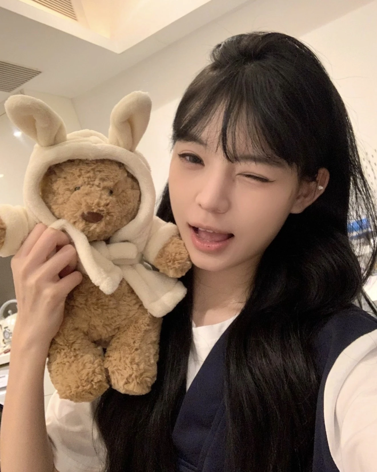 🧸 JELLYCAT 復活節系列 巴塞隆納熊 浴袍熊 26cm