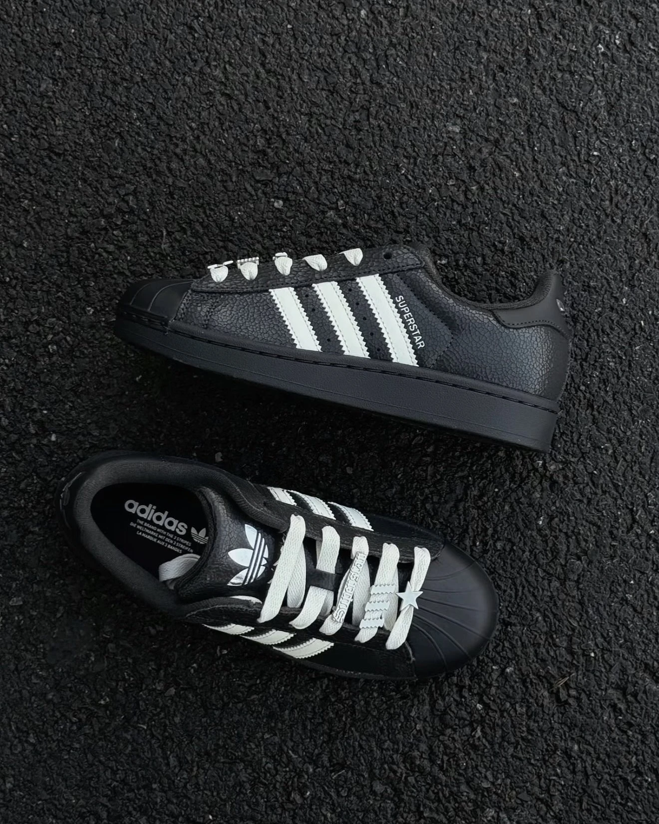 <驚喜爆折🖤>ADIDAS SUPERSTAR II 曜石黑 奶油白 裂紋 貝殼頭 (IH1628)