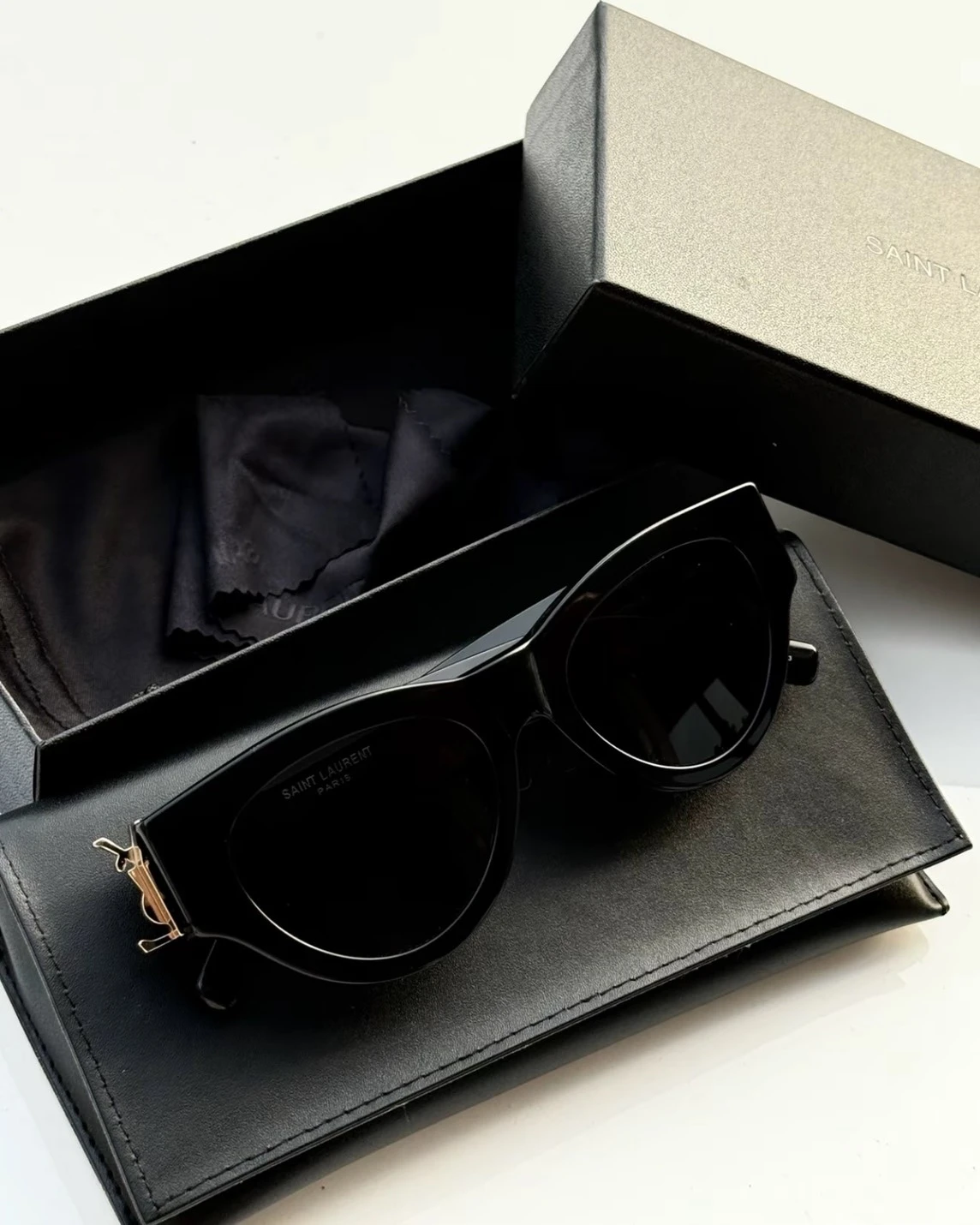 <ROSÉ同款> SAINT LAURENT YSL 黑金 金標 貓眼墨鏡(SML94001)