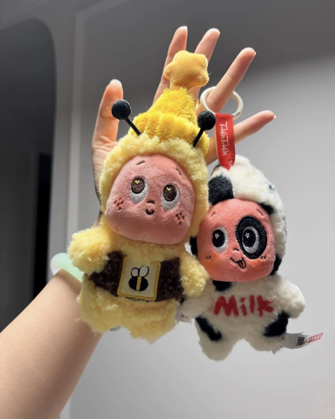 POP MART 星星人 歡迎來到月球表面系列 毛絨掛件+娃衣 兩款可選