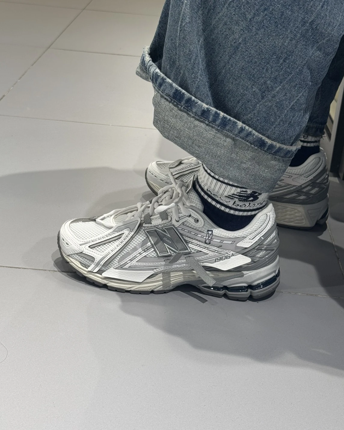 NEW BALANCE 1906A 海鹽 銀灰白 解構 小飛翅(U190643N)