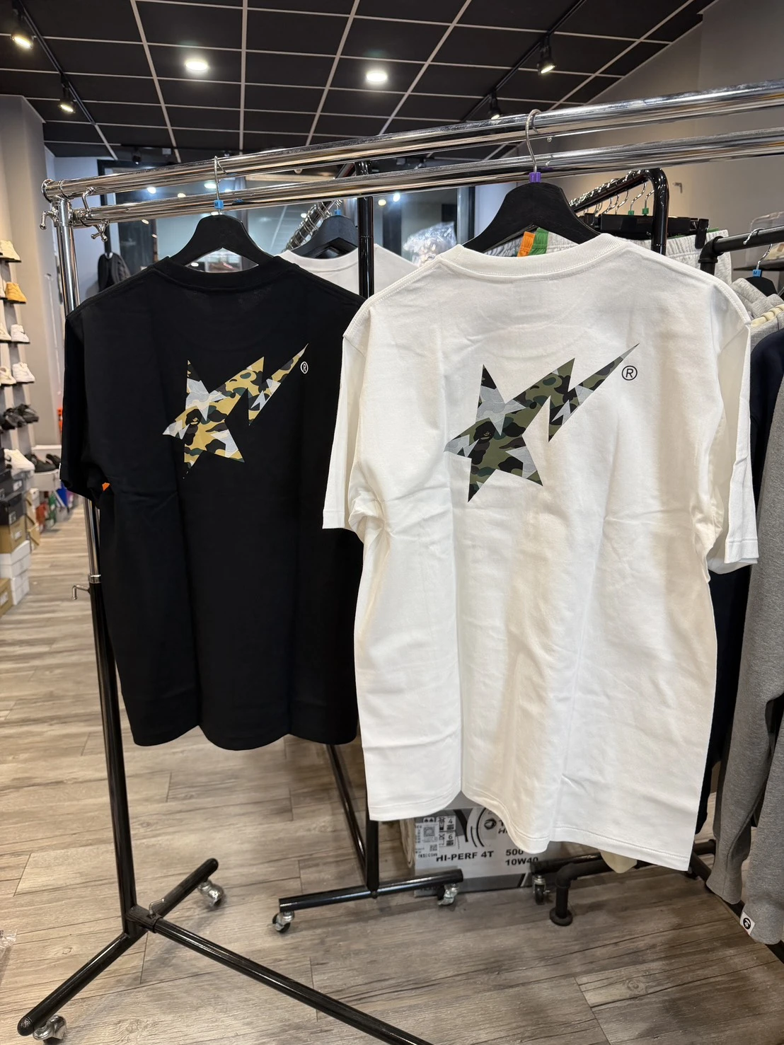 BAPE 閃電星星 字樣LOGO 短袖(兩色可選)