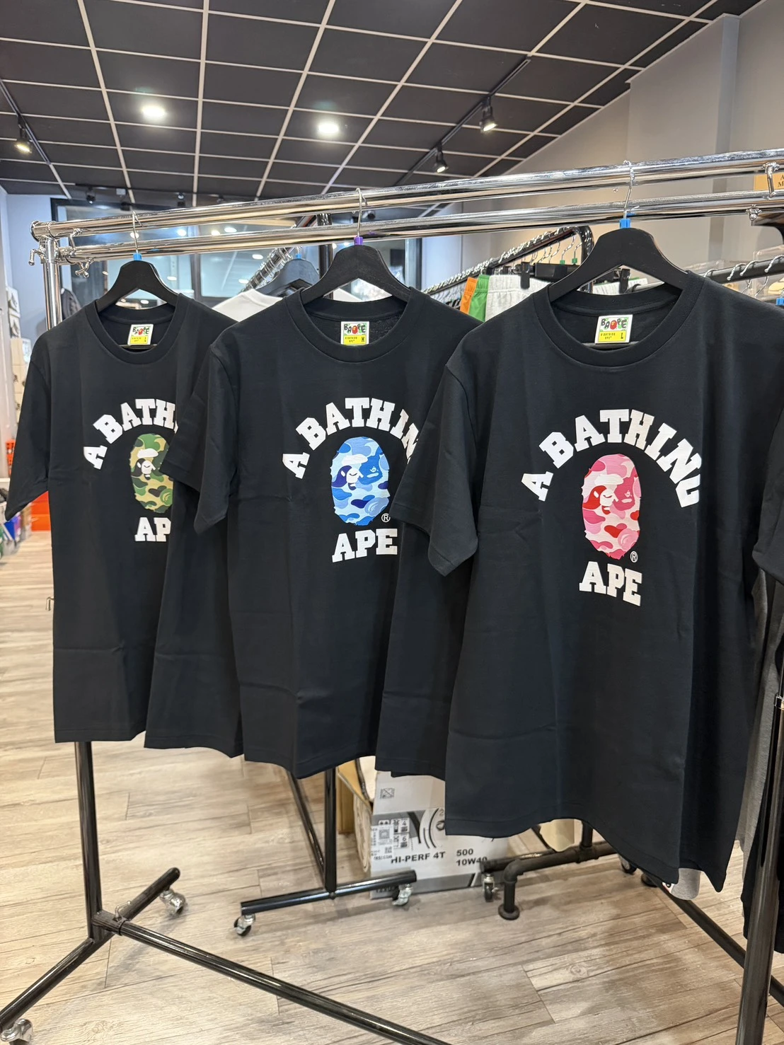 BAPE經典迷彩猿人 圓弧字母 短袖(六款可選)
