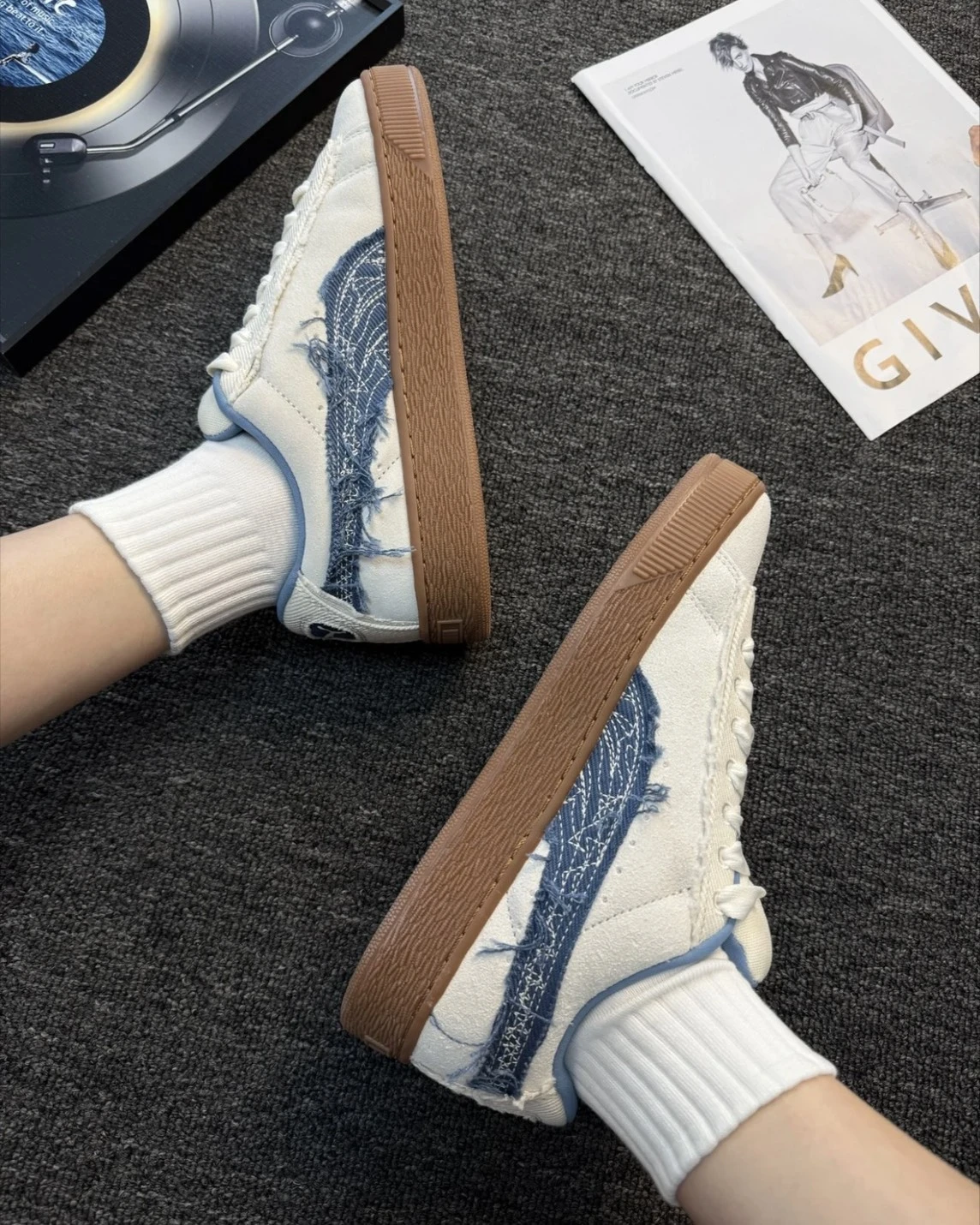 PUMA SUEDE XL 米白 丹寧 焦糖底 板鞋(403228-01)