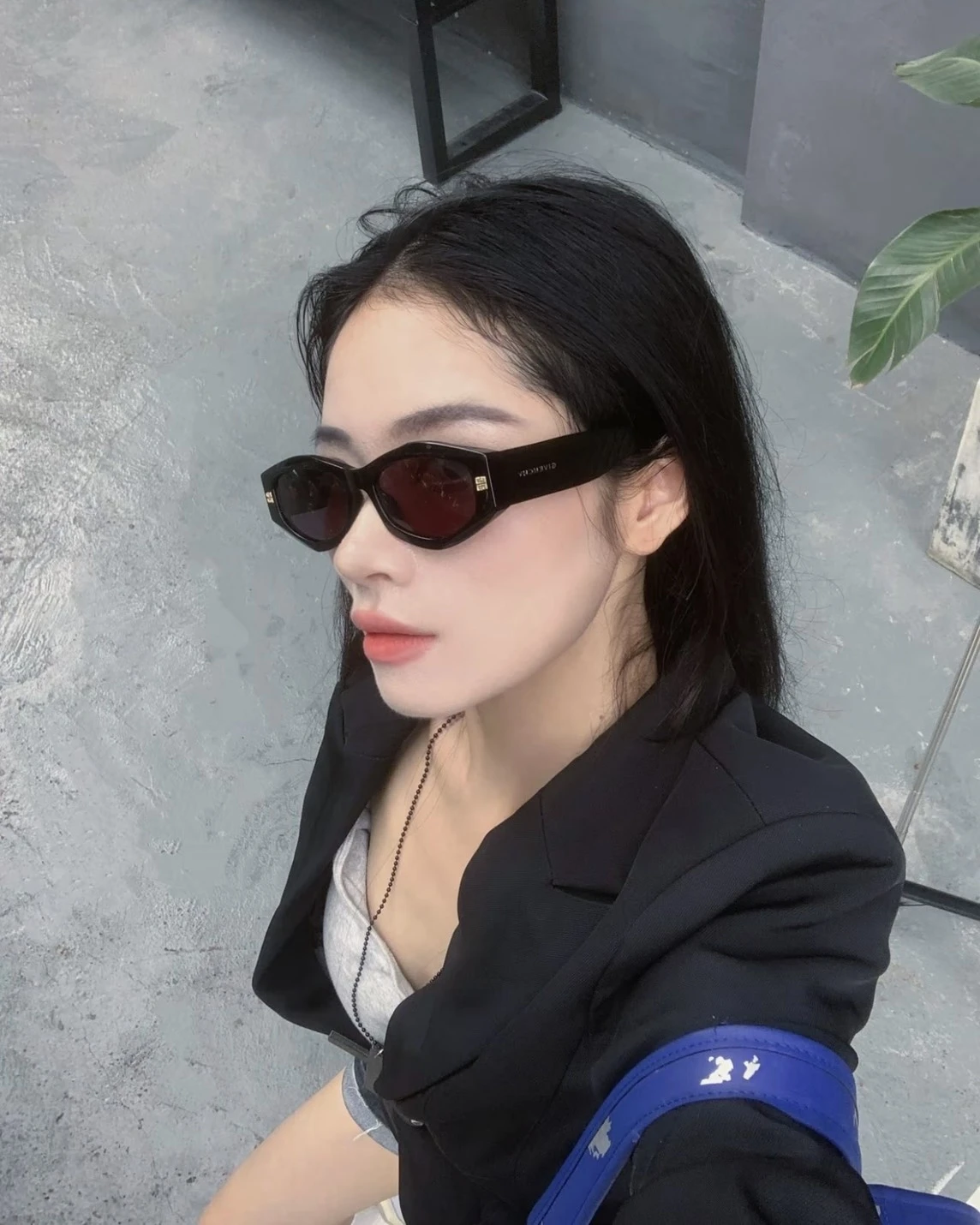 Givenchy紀梵希  經典小標LOGO 不規則貓眼 墨鏡 太陽眼鏡(GV40062I)