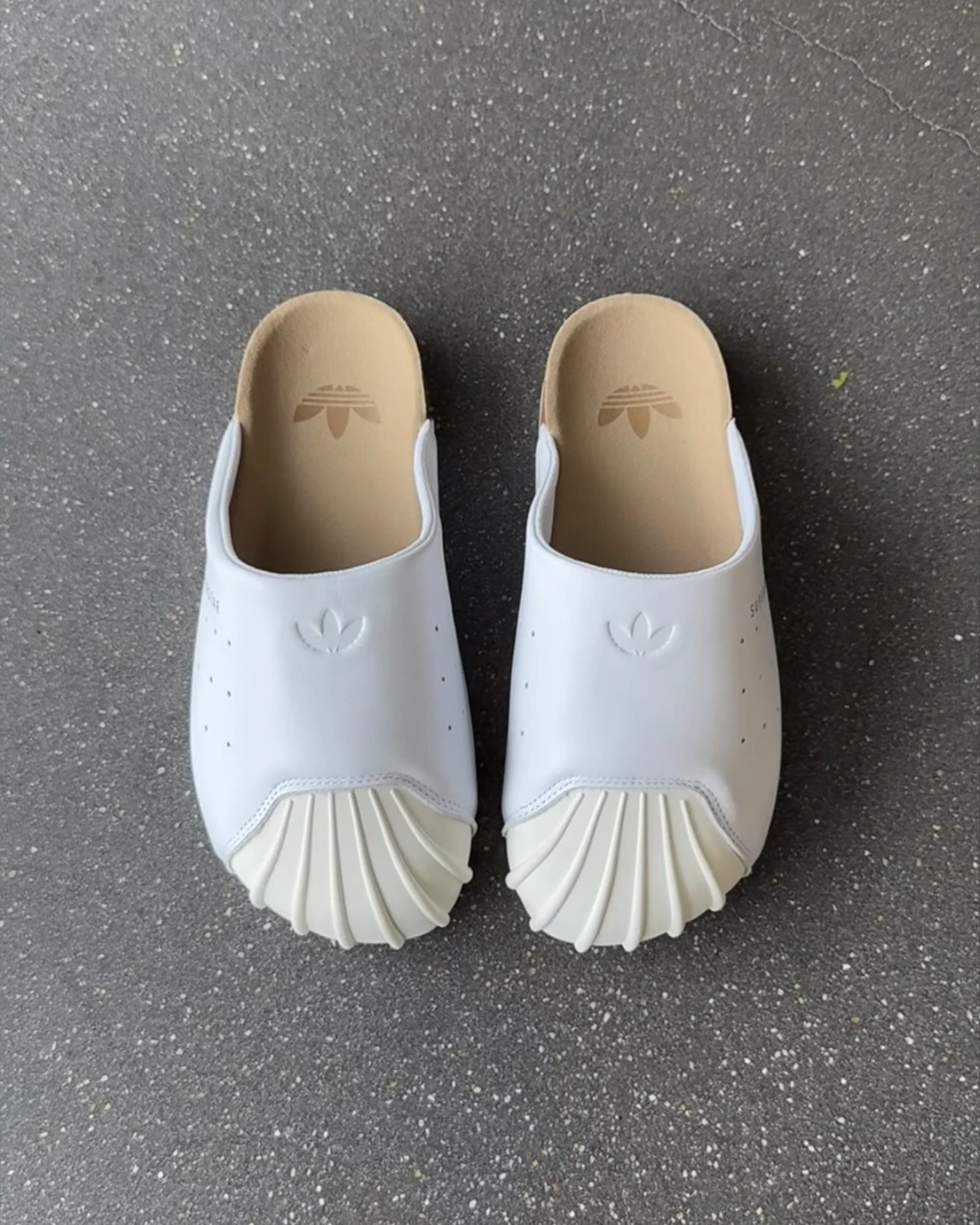 ADIDAS SUPERSTAR ADIMULE 白色 黑色 包頭 拖鞋(LC0411/LC0412)