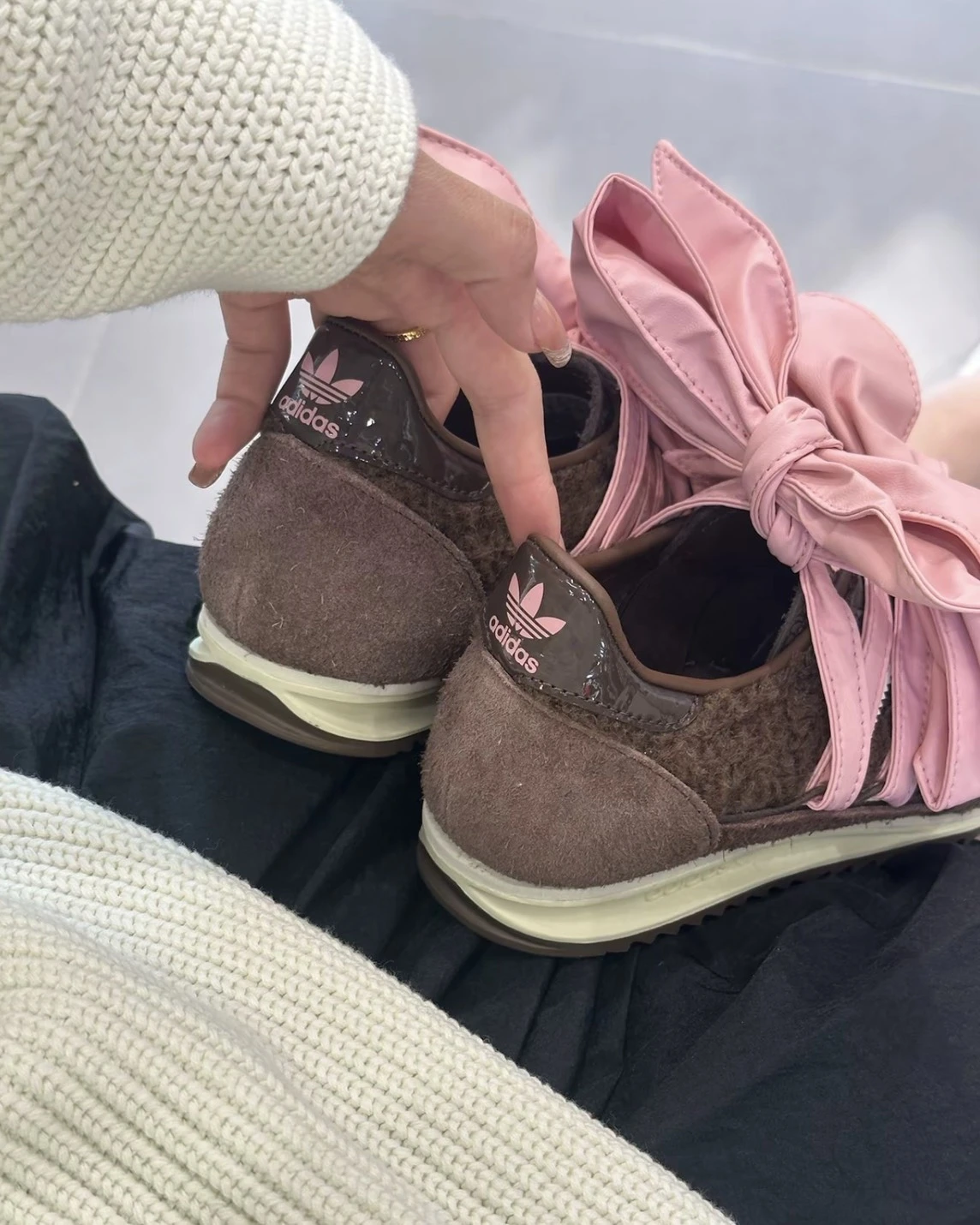 Caroline Hu x Adidas Originals SL72 OG "Brown" 棕色 緞帶蝴蝶結(JH7341)