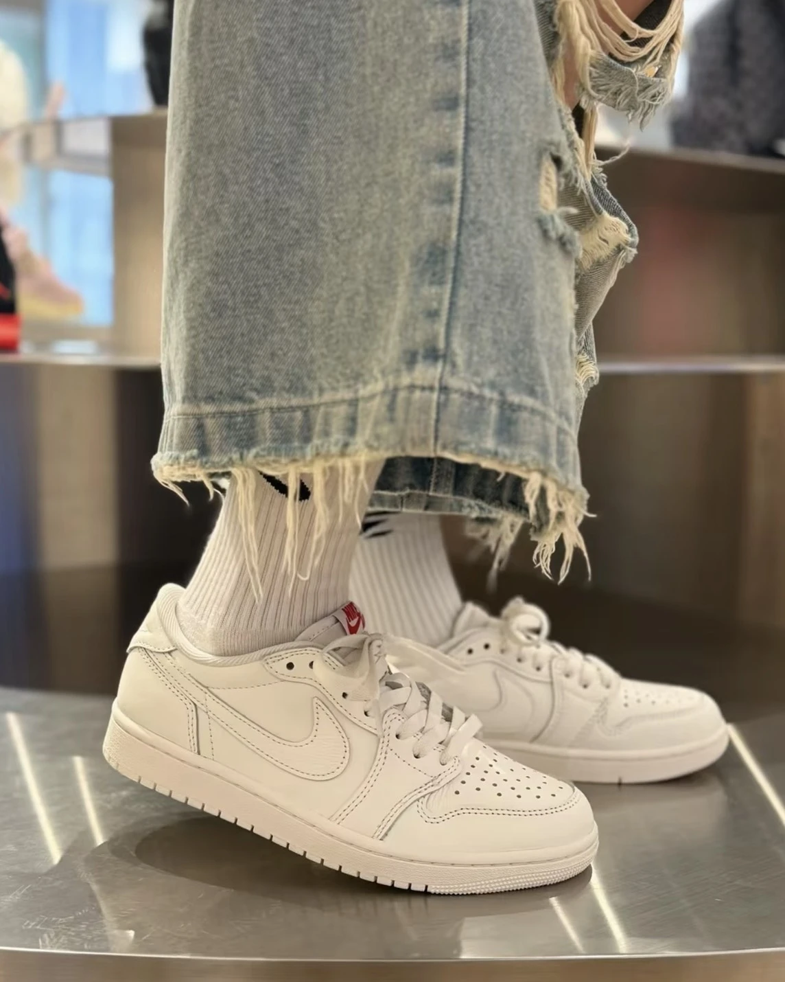 NIKE AIR JORDAN 1 RETRO LOW OG "Sail" 米白 奶油 男鞋(HQ6998-100)