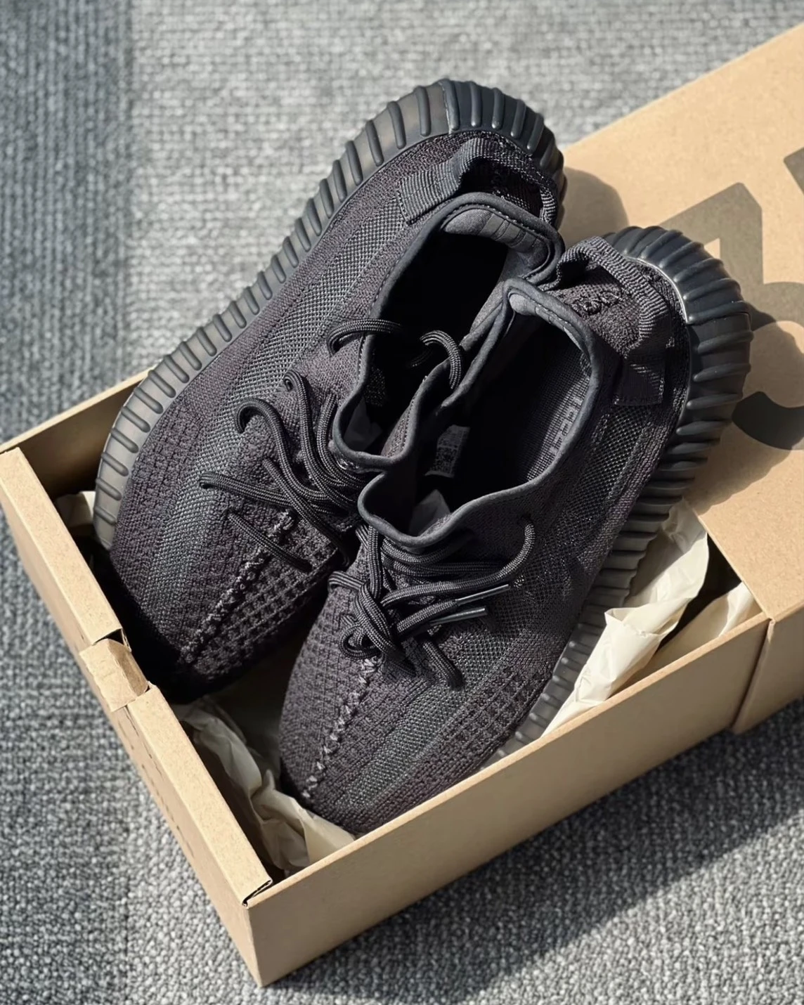 ADIDAS YEEZY BOOST 350 V2 "Onyx" 黑瑪瑙 黑武士(HQ4540)