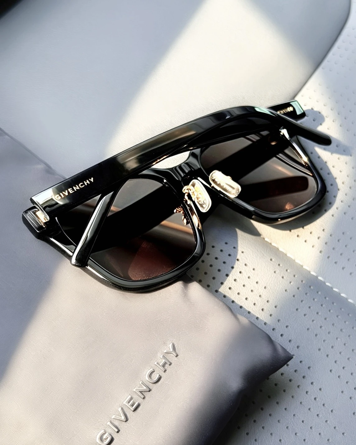 Givenchy紀梵希 經典小標LOGO 方框 墨鏡 太陽眼鏡(GV40018F)