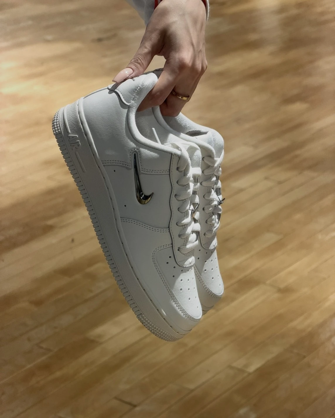 NIKE AIR FORCE 1 '07 立體 液態銀 金屬小銀鉤(IU7558-030)