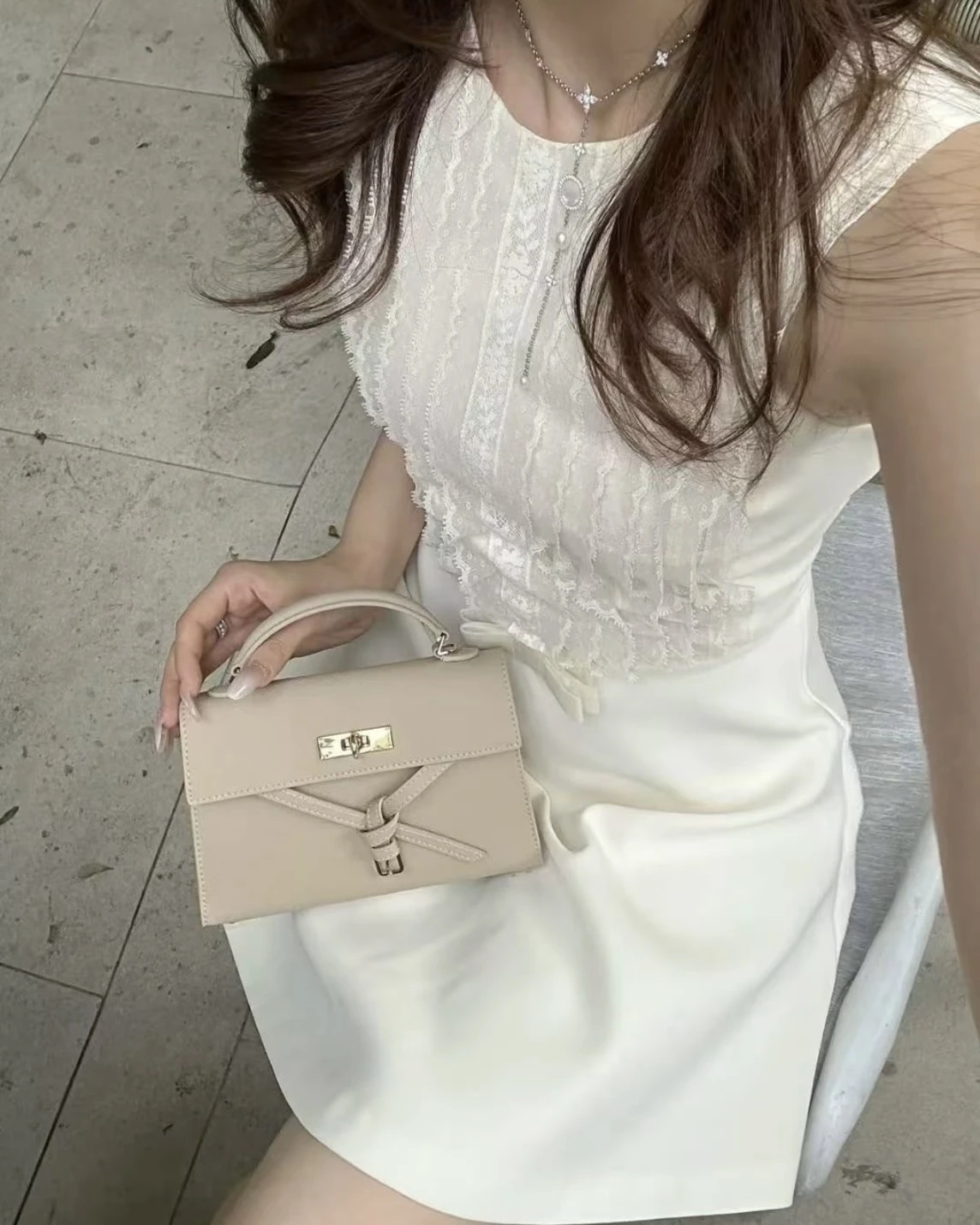 CHARLES & KEITH 小CK 金屬扣領結包 斜背包  手提包 凱莉包(四款可選)