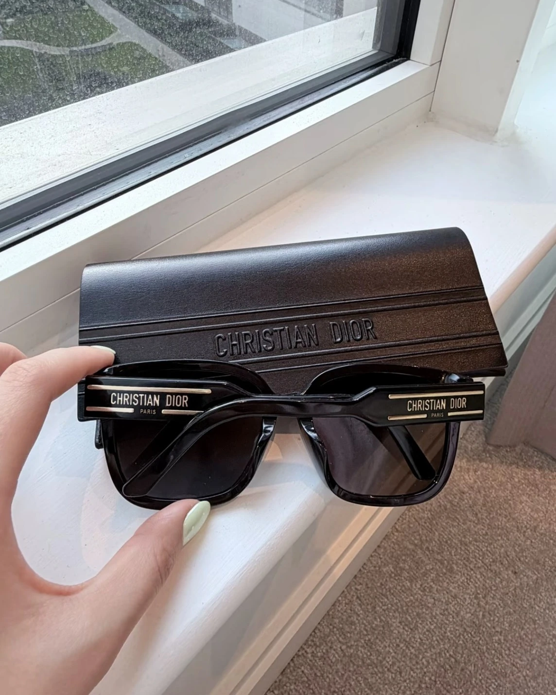 <折扣超省!>DIOR SIGNATURE S7F 周董同款 鏡腿金字LOGO 太陽眼鏡 墨鏡(DSGTS7FXR-10A0)