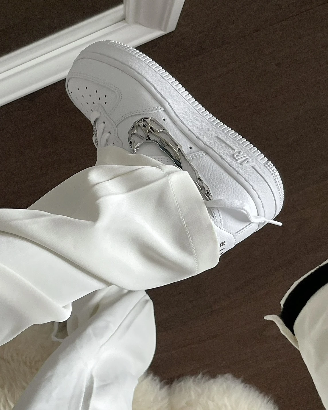 <平替回歸🔥>NIKE AIR FORCE 1 訂製款 液態金屬銀 液態銀鉤(CW2288-111)