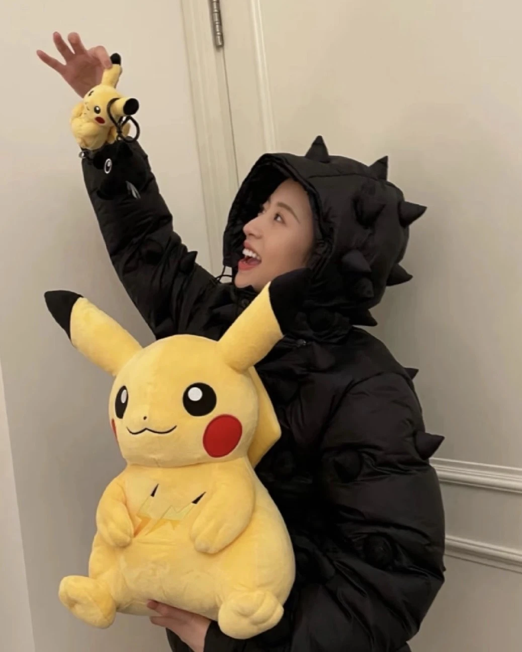 POKÉMON x Fragment 藤原浩 聯名 閃電皮卡丘 38cm