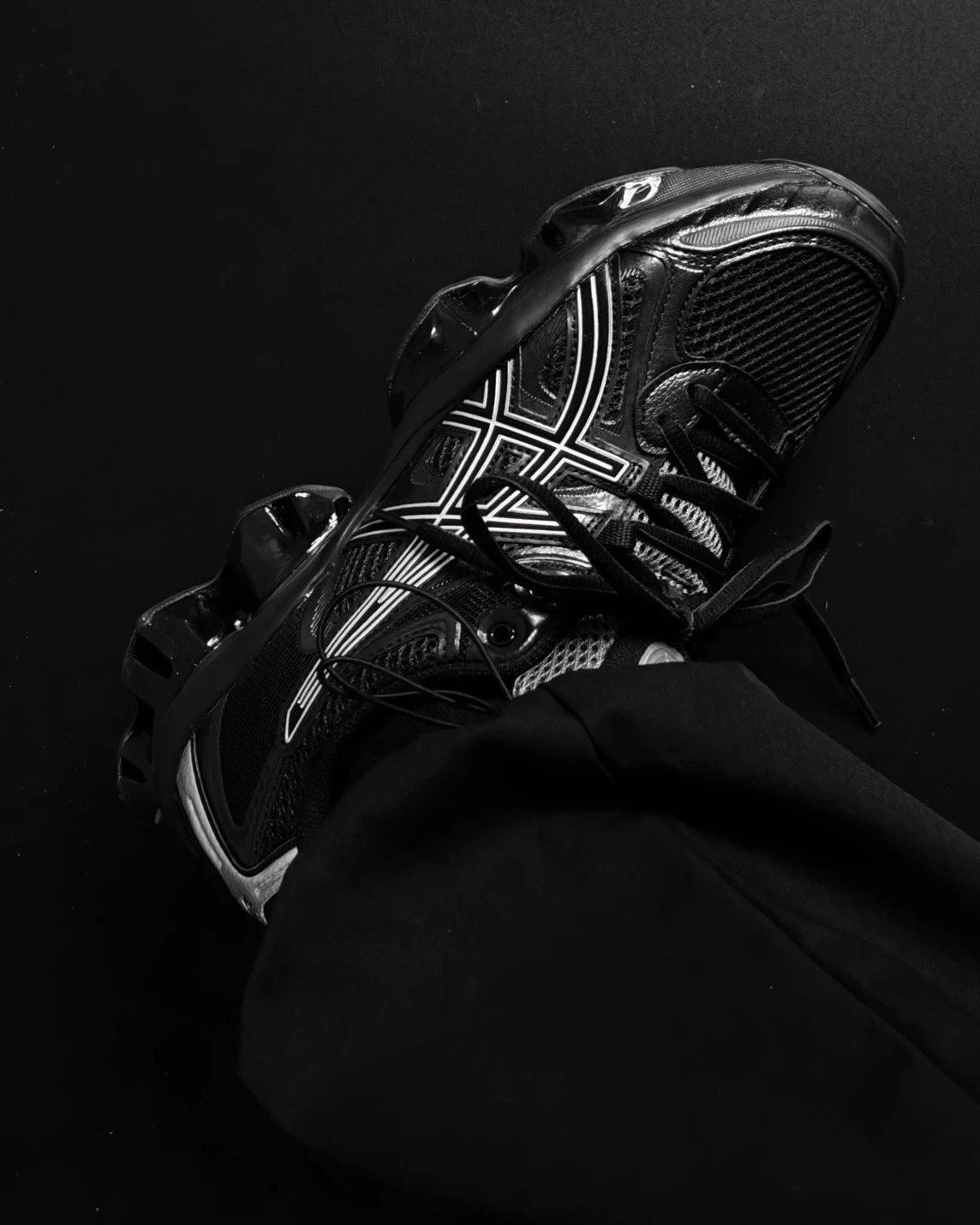 Asics GEL-Quantum Kinetic 黑魂 緩震 氣墊(1203A270-023)