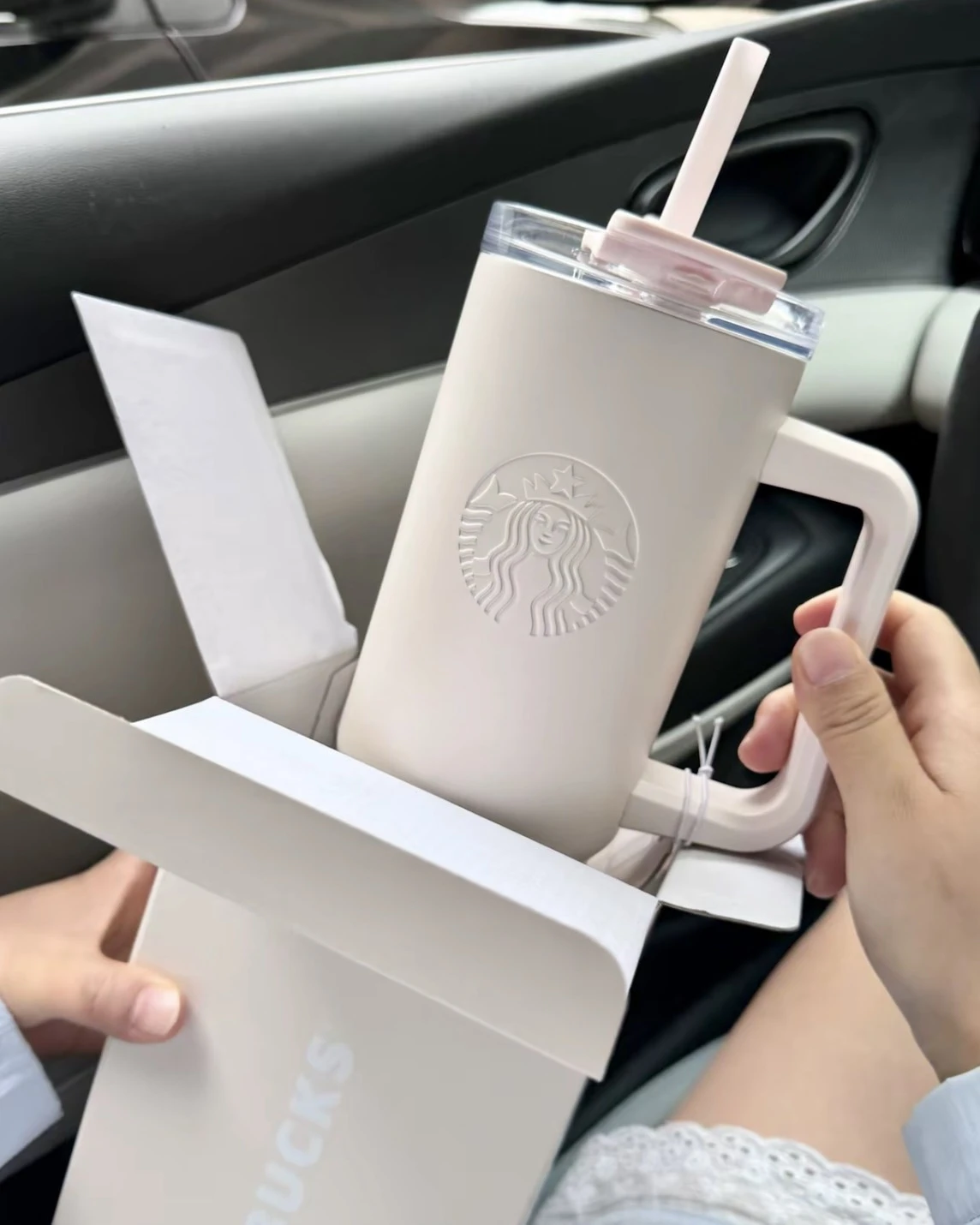 STARBUCKS星巴克 經典系列 大容量 櫻花粉 吸管杯 900ML