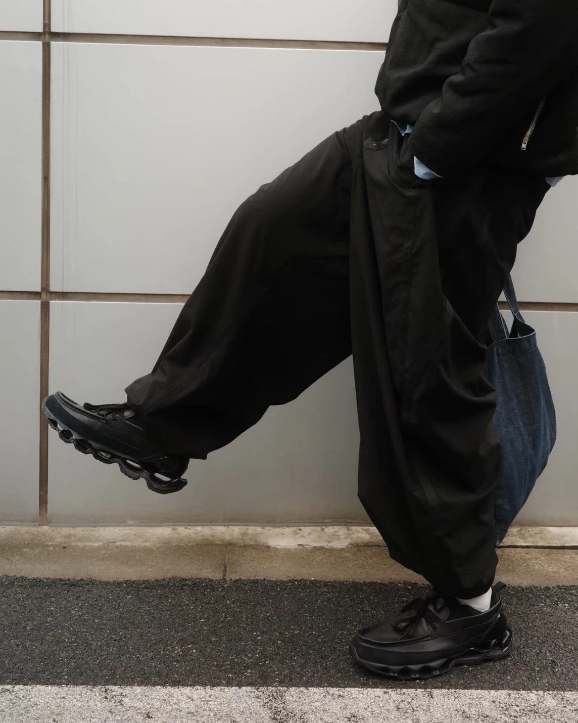 MIZUNO Wave Prophecy Moc "Black" 全黑(D1GD261401-1)