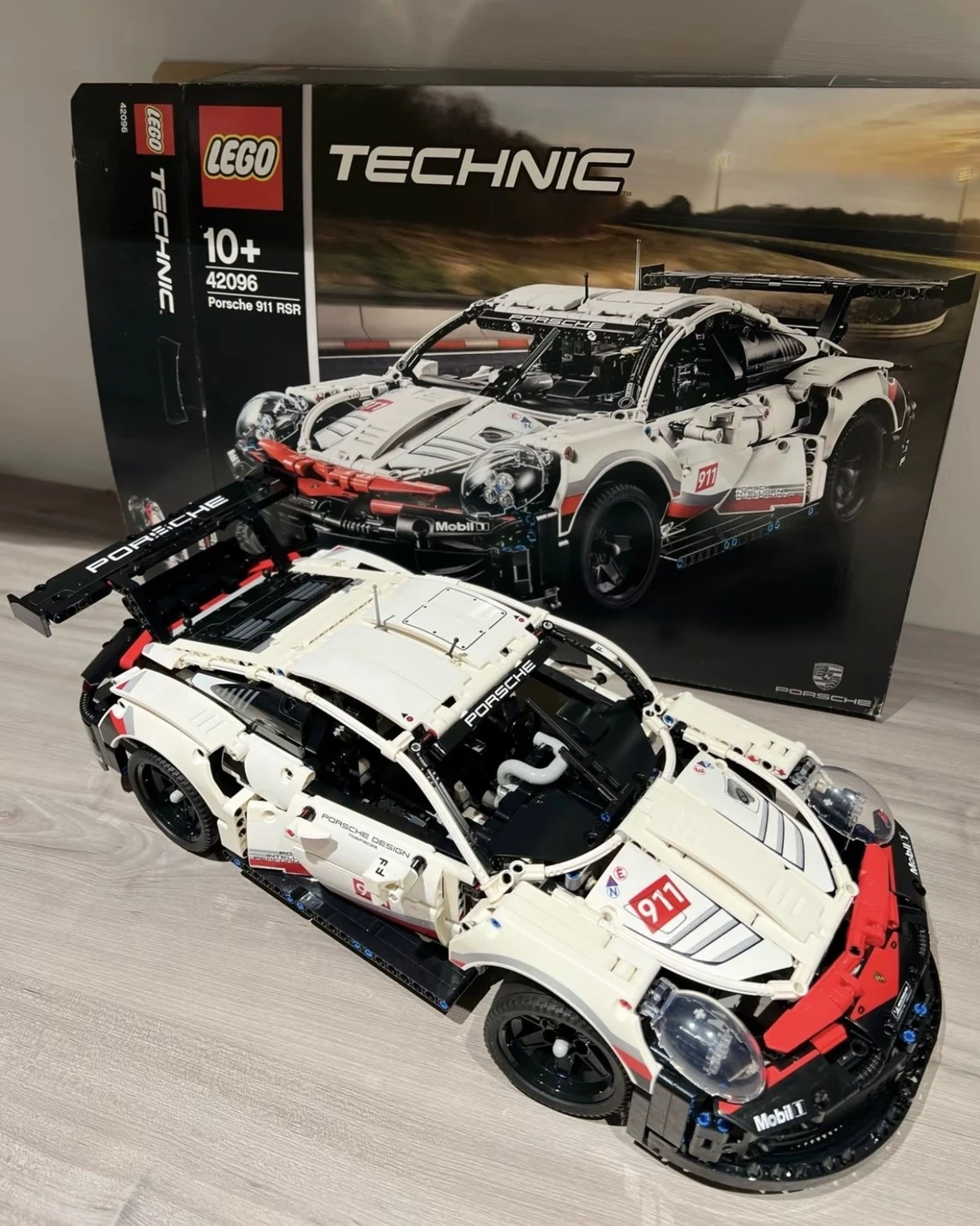 <送男友!>LEGO x Porsche 樂高 保時捷 911 RSR 賽車模型(42096)