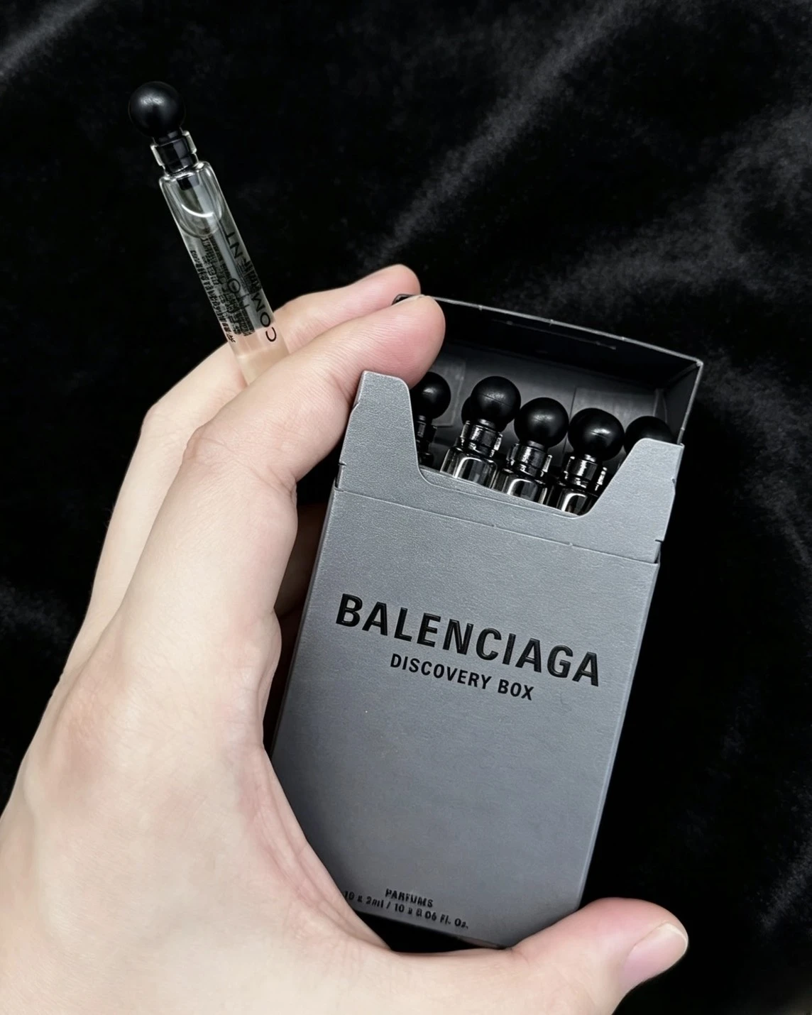 巴黎世家Balenciaga Discovery Box 菸盒造型試管香水(10入裝) 正品球鞋