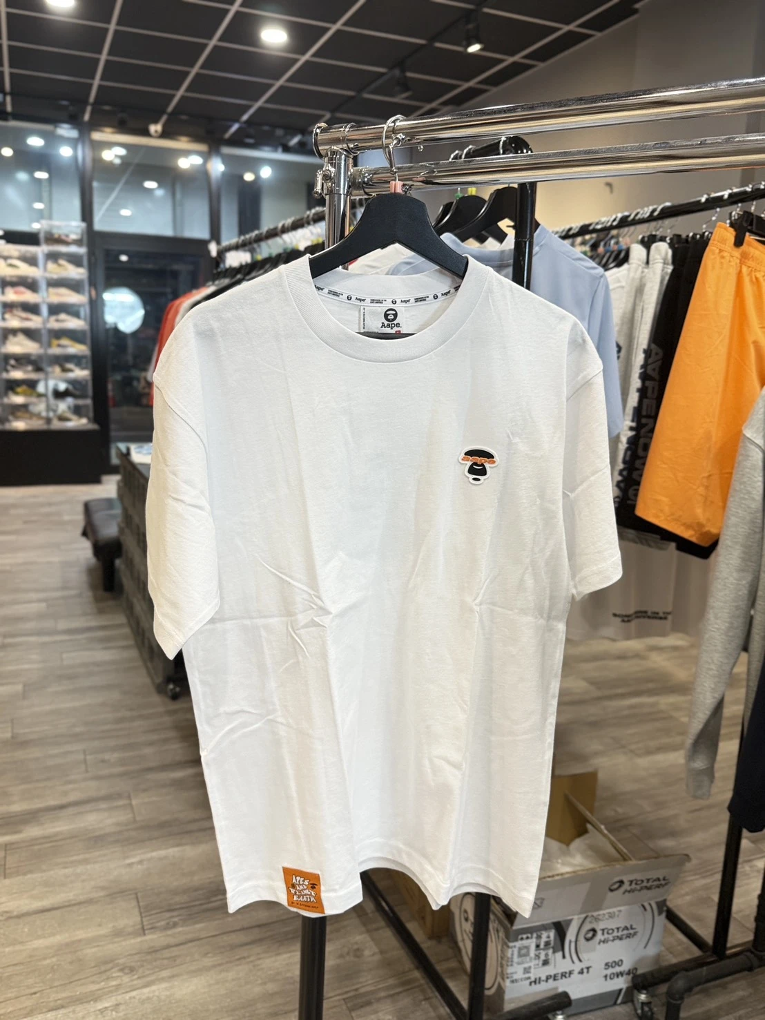AAPE  立體矽膠LOGO 短袖 兩色可選 (1774XXQ)