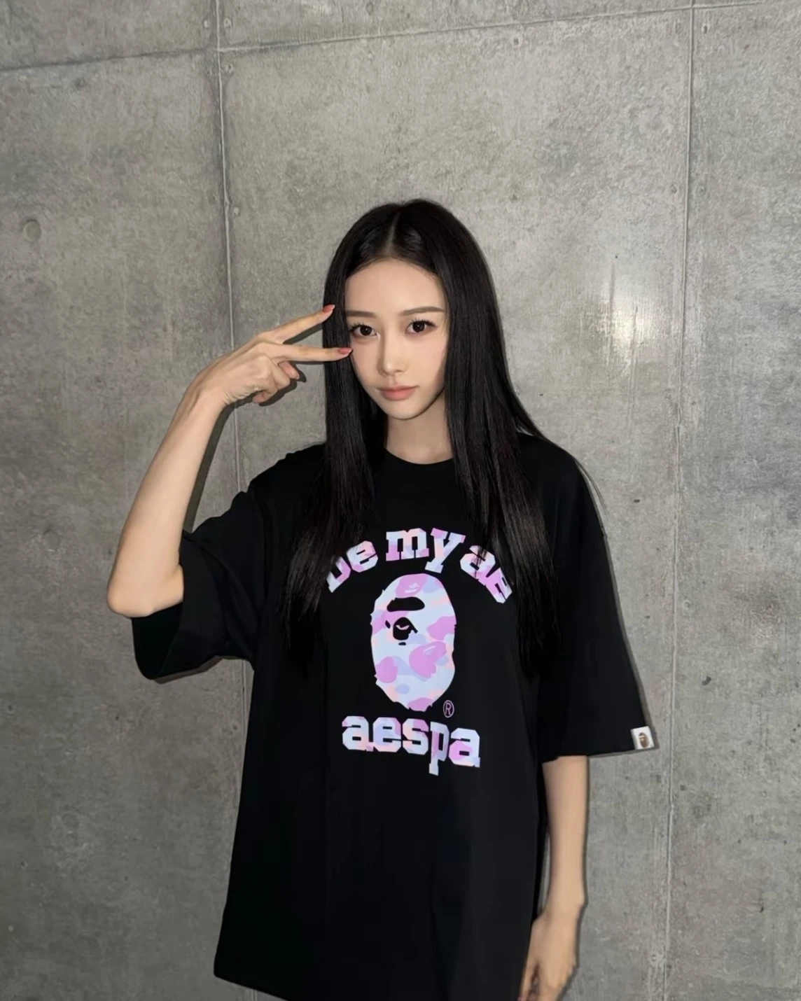 <😍稀有聯名!>BAPE x aespa 聯名系列 上衣 短袖 長袖 帽T 吊飾