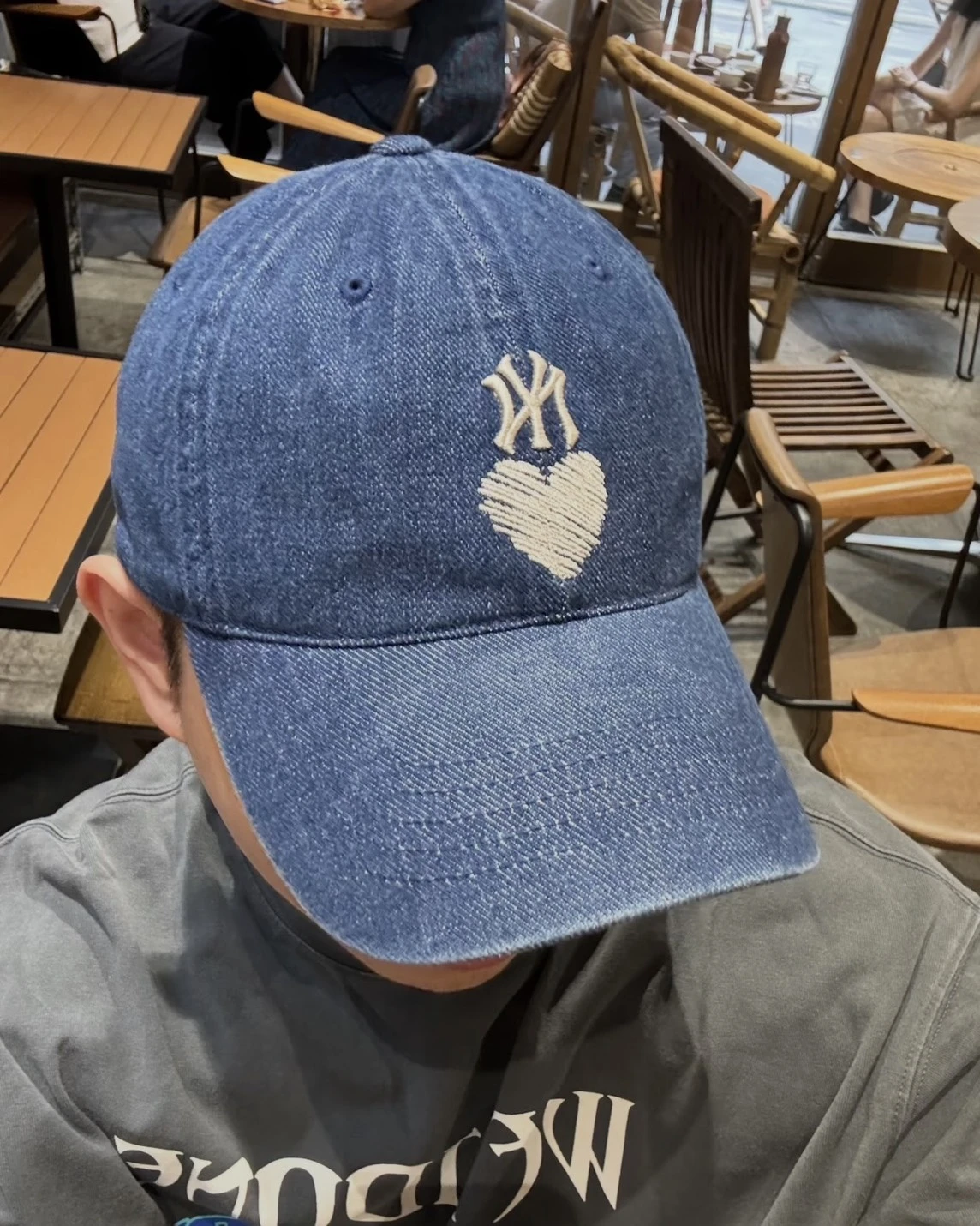 MLB 丹寧 刺繡愛心 棒球帽 男女同款 情侶款 深藍/淺藍