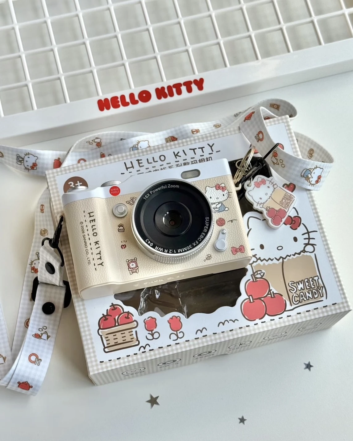 <正版授權>三麗鷗 HELLO KITTY CCD 180度 翻轉螢幕 數位相機