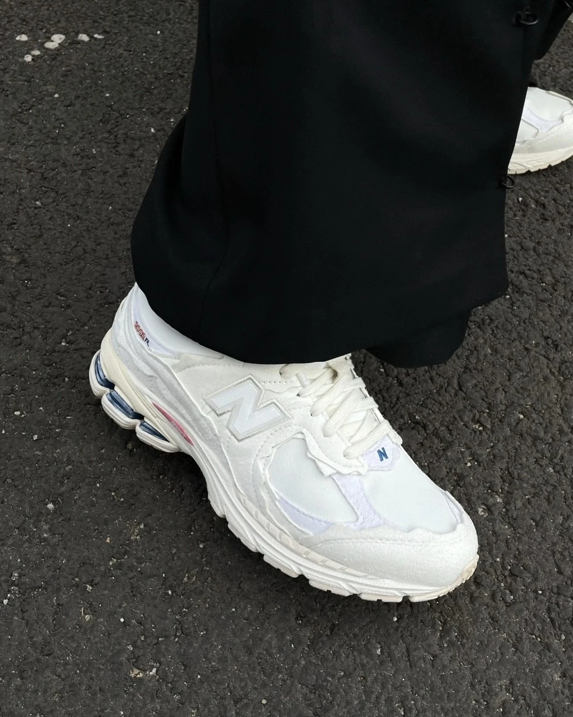 <⏰現折!!!>New Balance 2002R 破碎 海鹽白 解構 破壞 麂皮(M2002RDC)