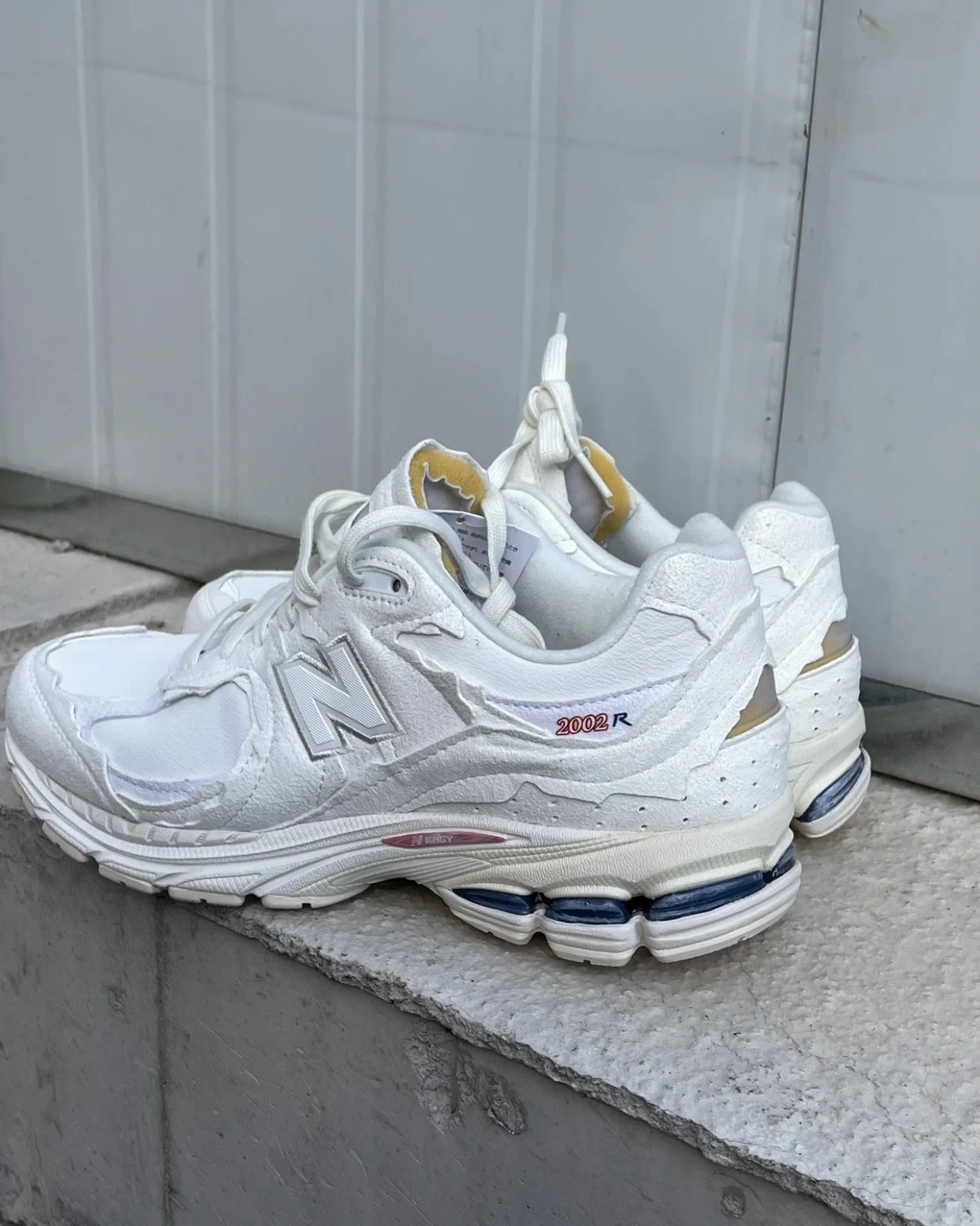 <⏰現折!!!>New Balance 2002R 破碎 海鹽白 解構 破壞 麂皮(M2002RDC)