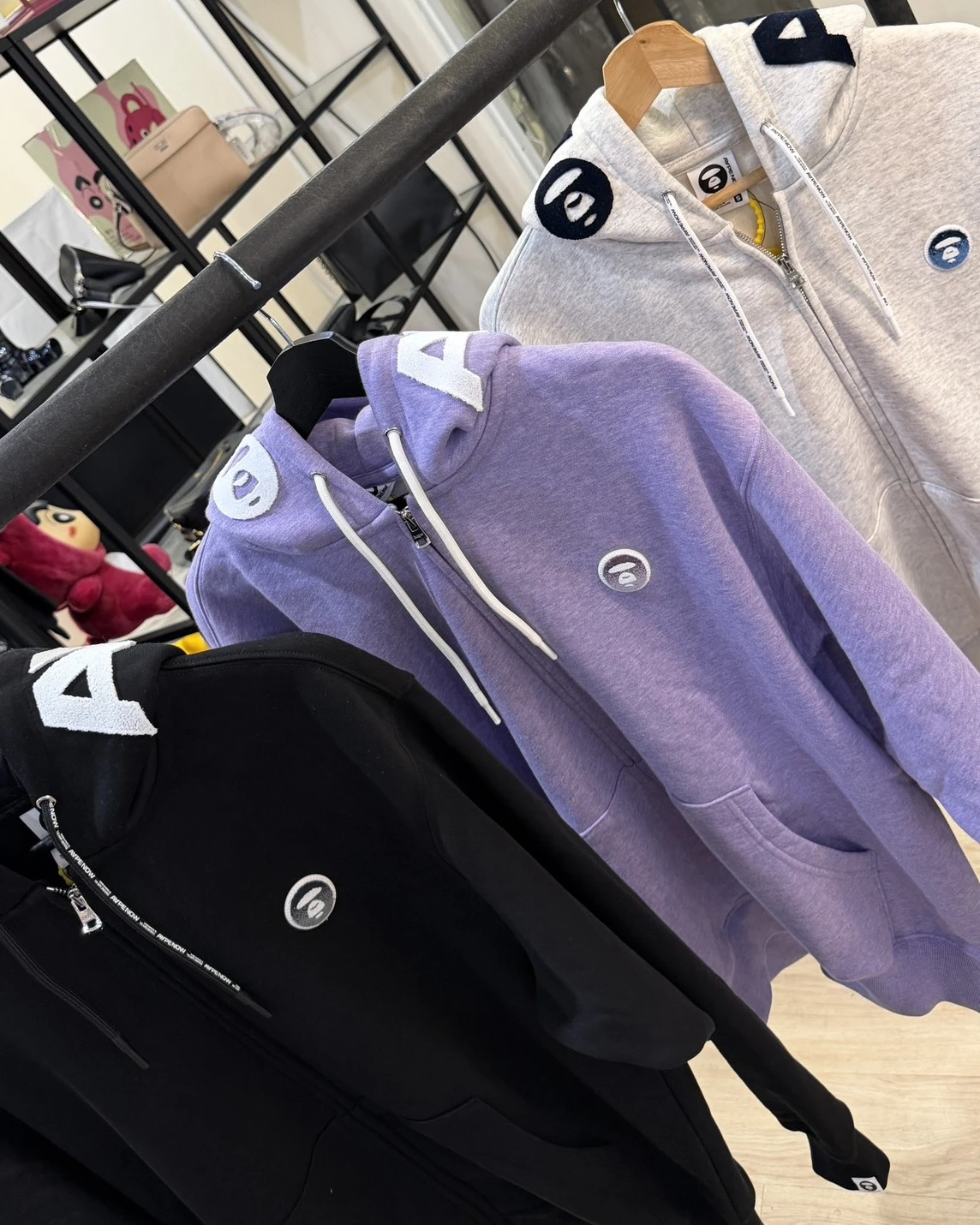 AAPE FW26 漸層軟毛標 帽沿刺繡 連帽外套 三色可選 (379XBR)