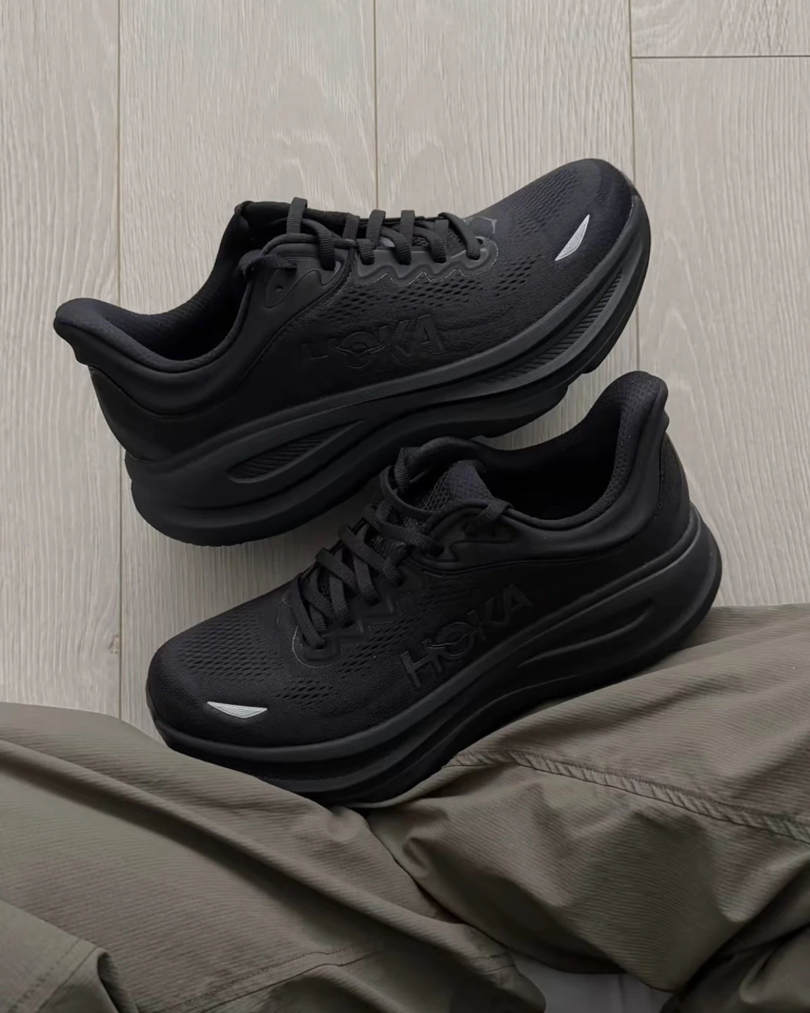 Hoka ONE ONE Bondi 9 "All Black" 黑魂(1162011-BBLC)