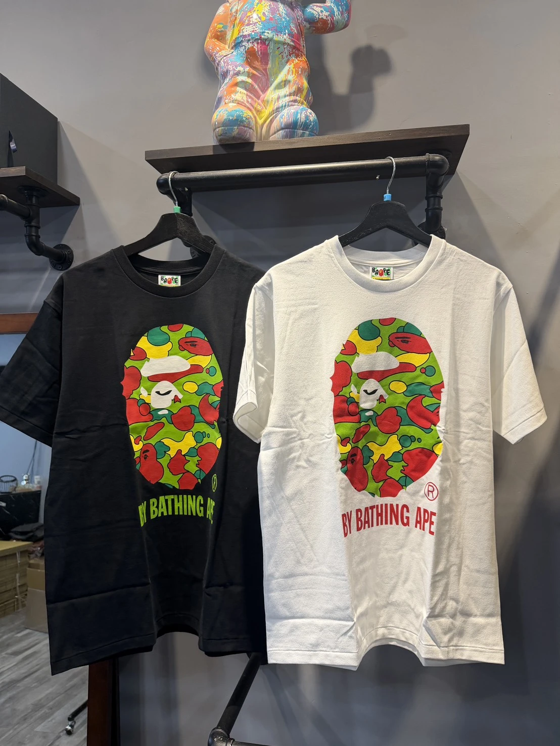 BAPE CAMO系列 迷彩粉大猿人頭印花短袖 (四色可選)