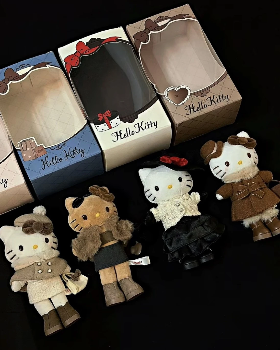<國外限定>三麗鷗 Sanrio 摩登假日系列 長腿Kitty 吊飾 (共4款)