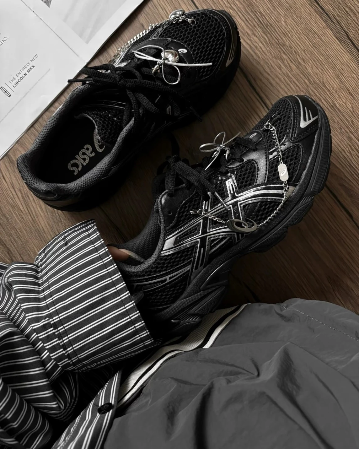 <🖤折扣降臨!>ASICS Gel-1130 亞瑟士 黑魂 黑武士 機能感 運動鞋(1201A906-001)