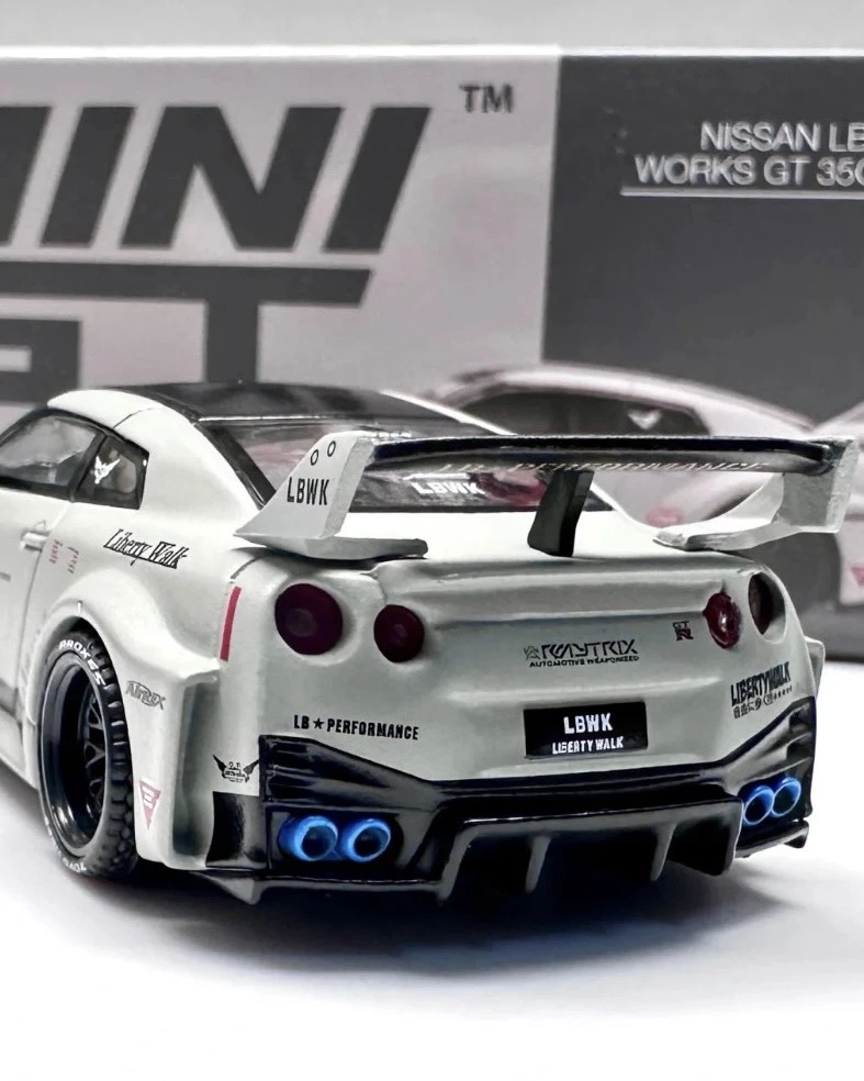 <男孩夢想!?>MINI GT 1248 日產GTR R35 寬體LBWK 1:64合金 模型車