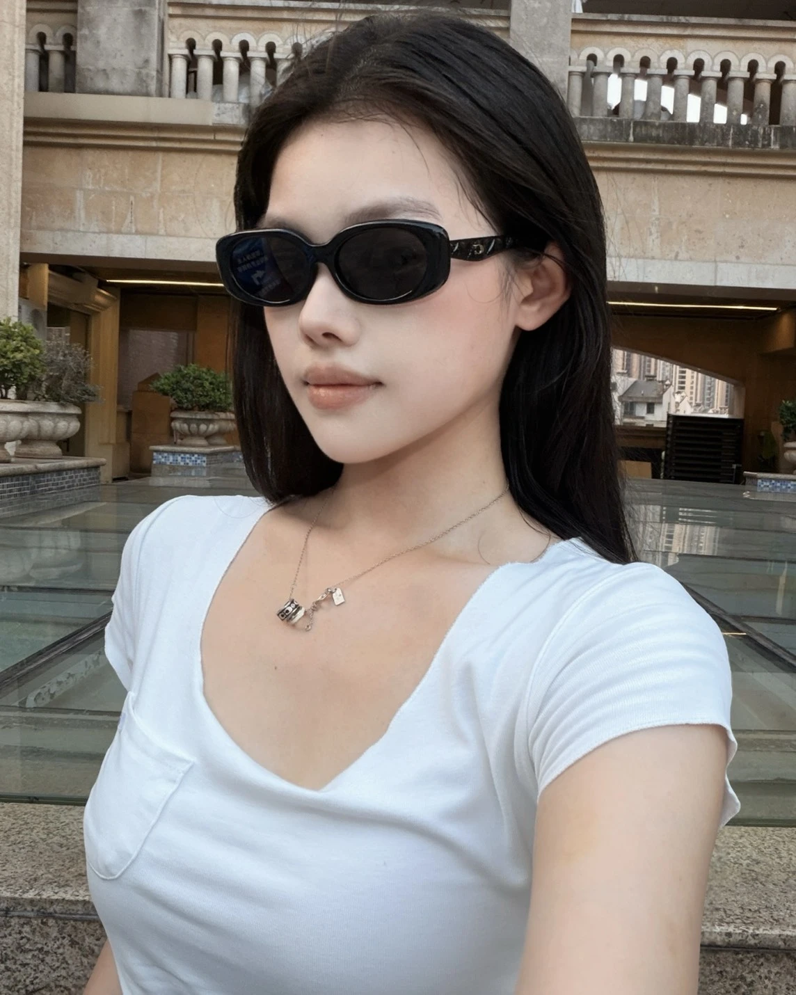 COACH 蔻馳 復古橢圓形 太陽眼鏡