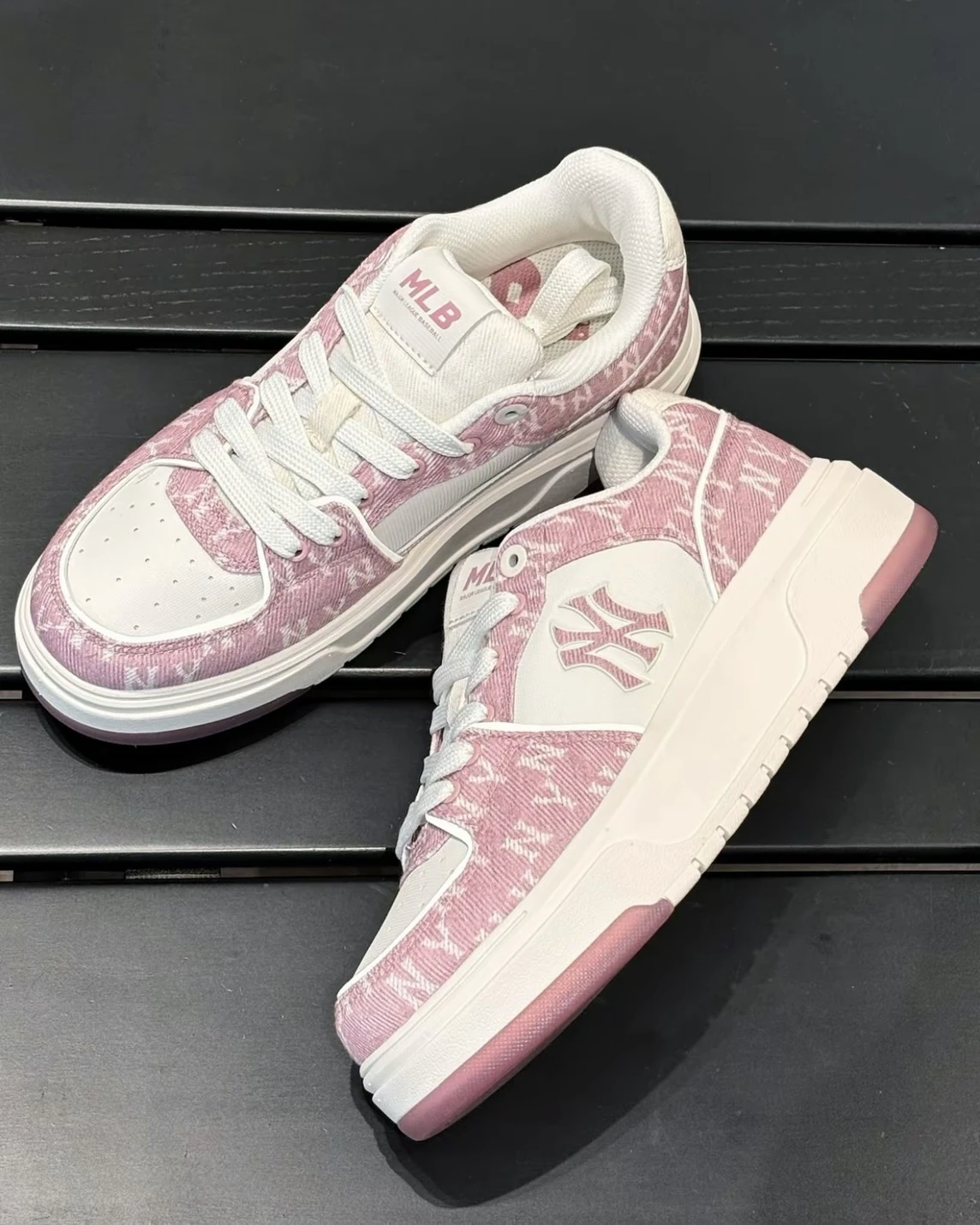 MLB Monogram Chunky Liner系列 洋基隊 蜜桃粉 老爹鞋 學長鞋(3ASXM016N-50PKS)