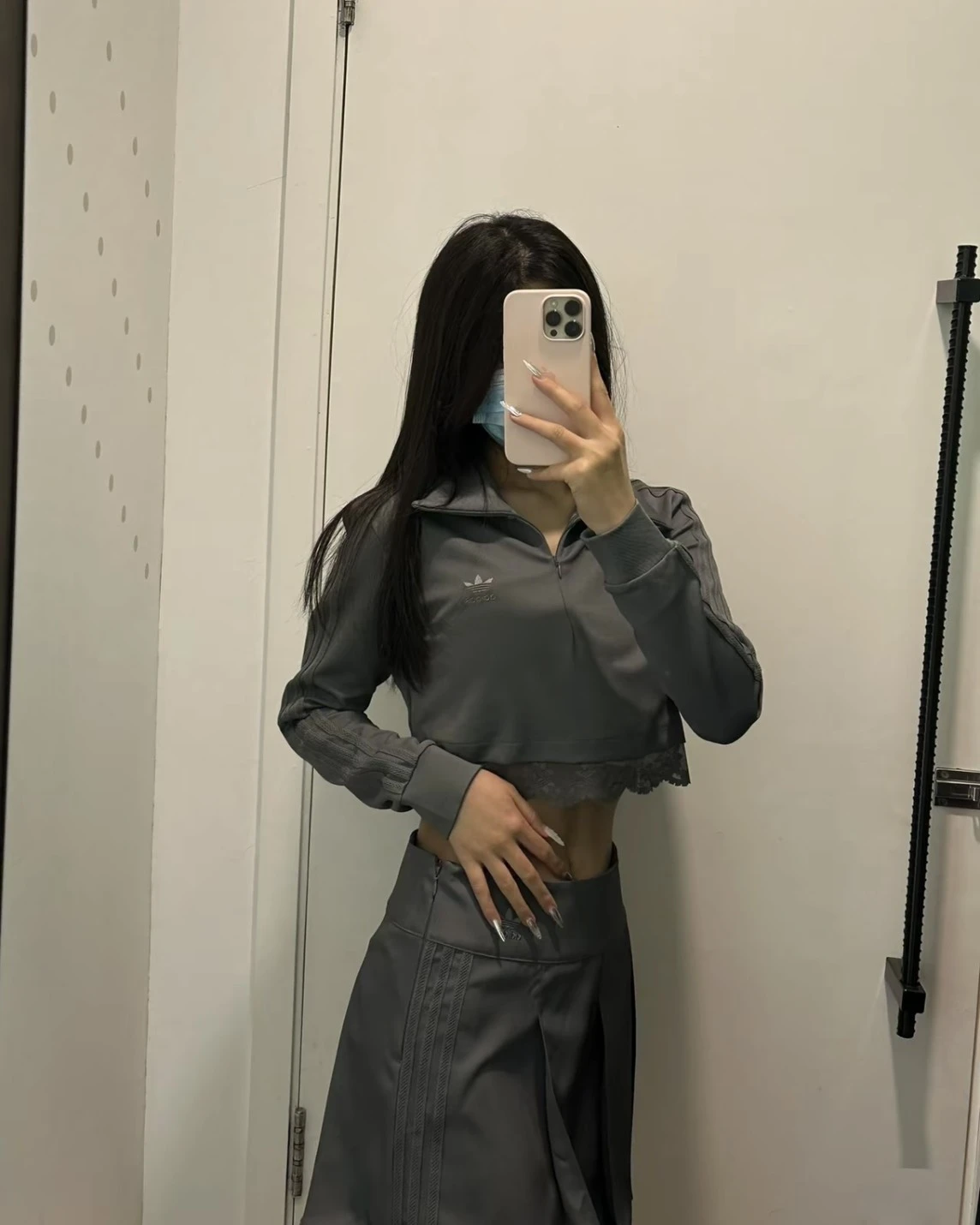 ADIDAS ORIGINALS 灰色系 蕾絲邊 上衣 百褶裙 套裝 (IZ5001/IY9024)