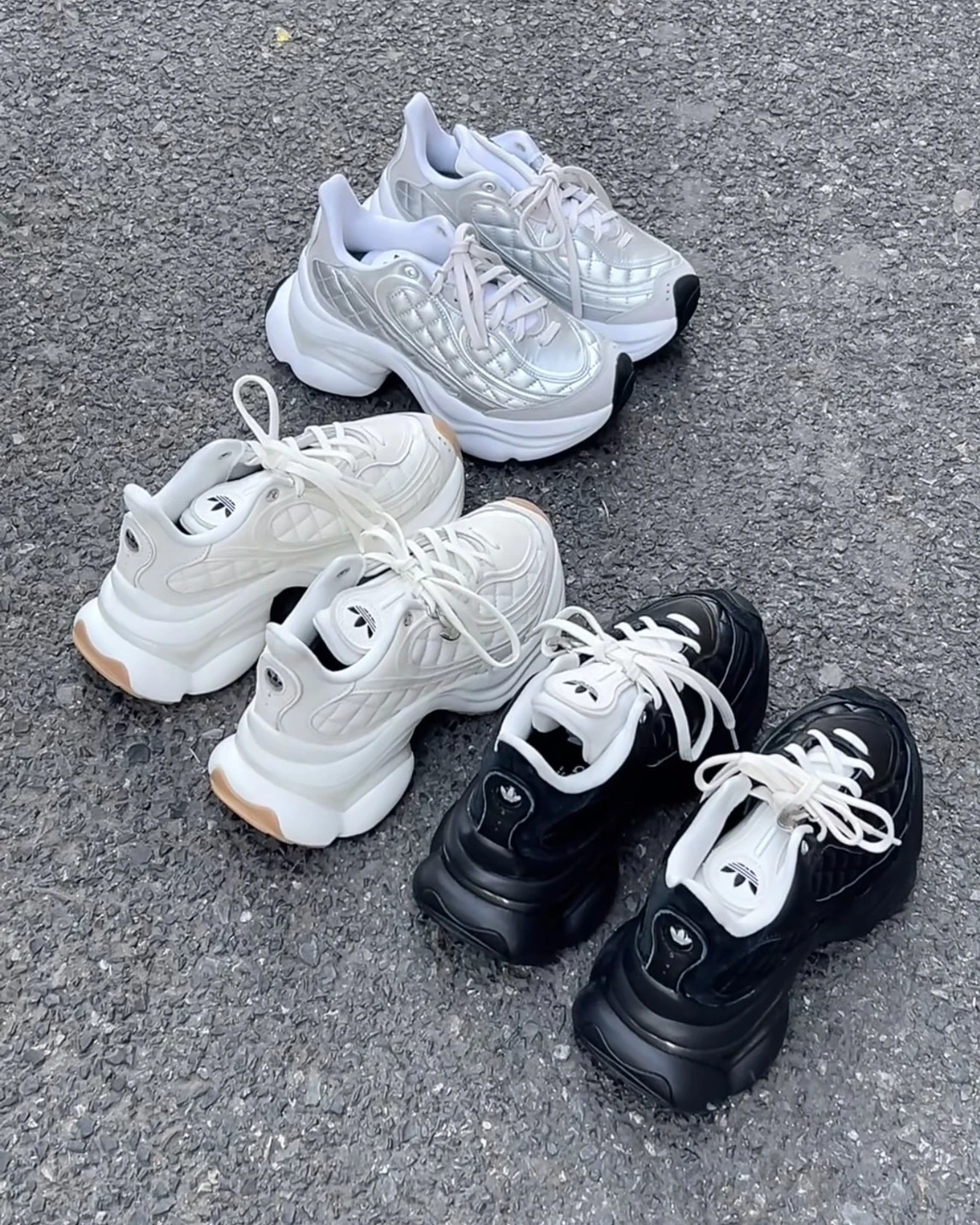 <限量折扣!>Adidas Originals Ozvenuz 蝴蝶鞋 小香風 菱格紋 厚底 老爹鞋(KJ3971/KJ3972/HQ2643)