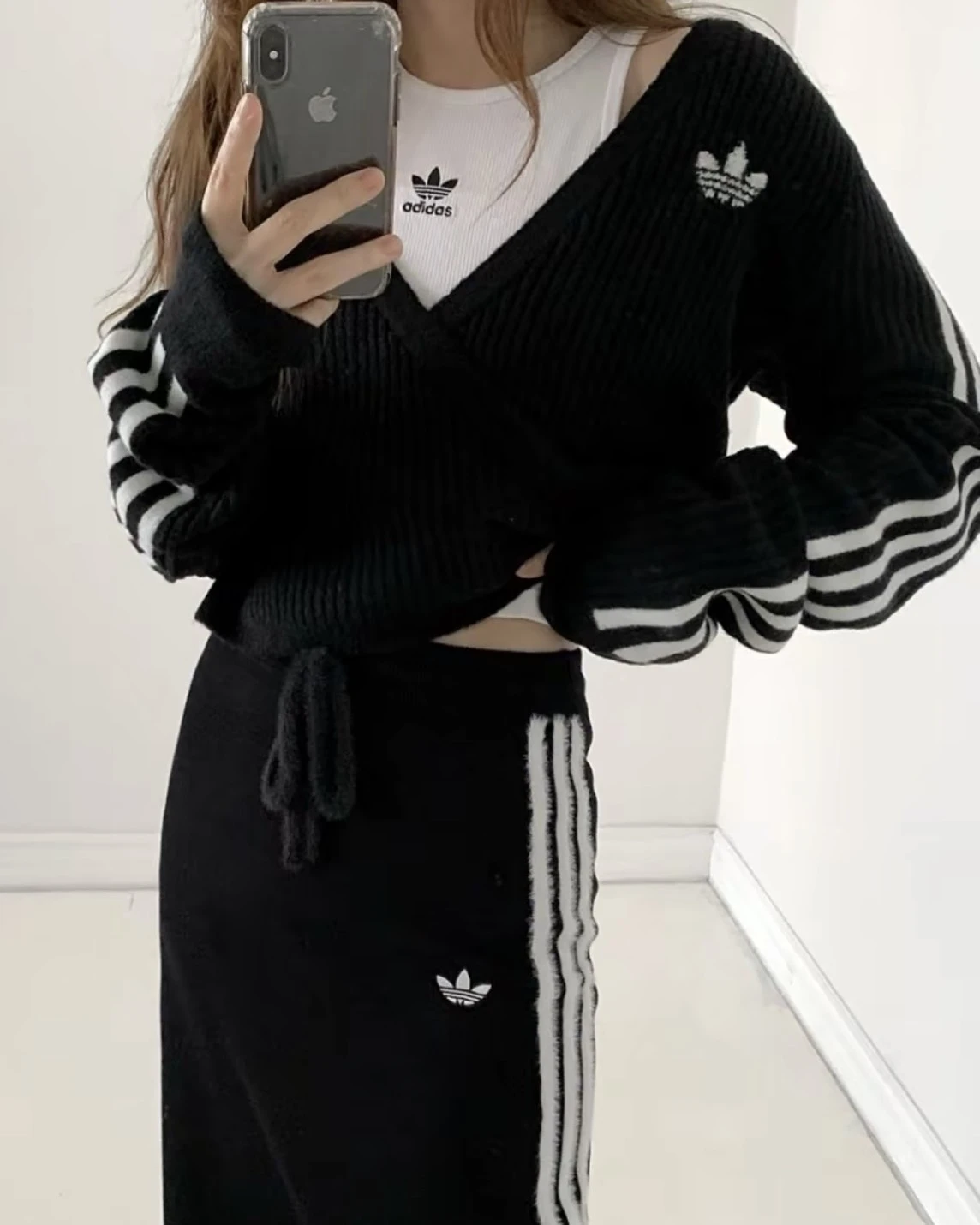 <⏰聯名系列!>Jennie x Adidas Originals 聯名系列 服飾(腿套/褲子/長袖/外套)
