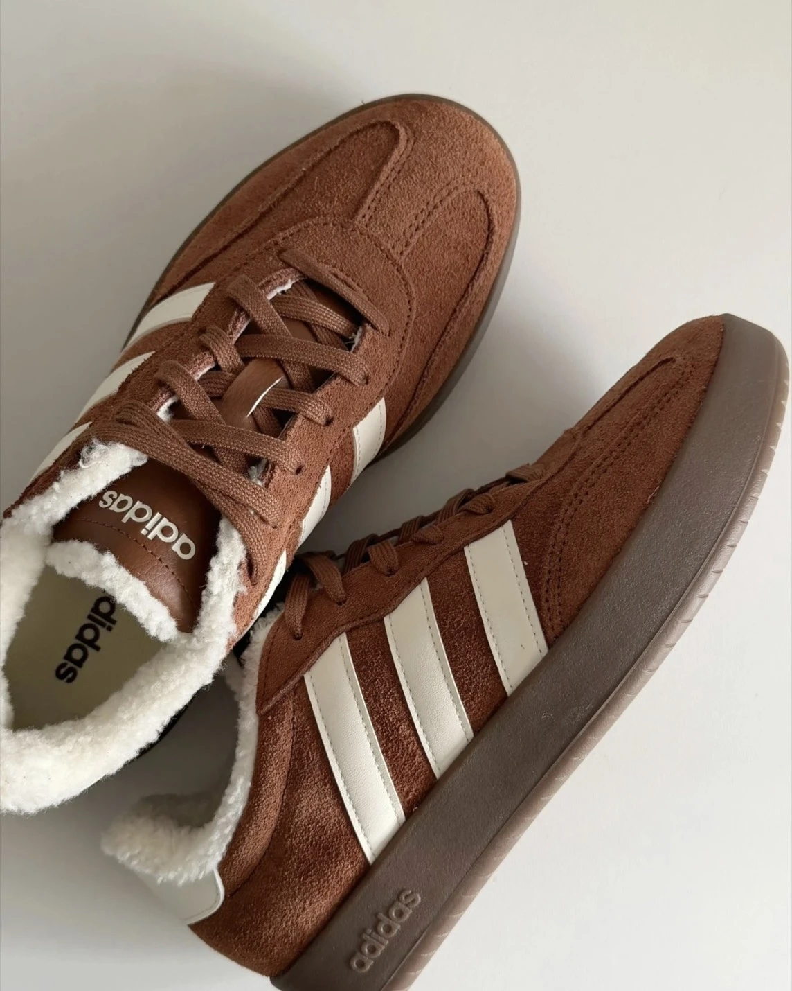 <又軟又暖>ADIDAS BARREDA 麂皮 加絨 美拉德 焦糖 奶茶 棕 德訓鞋(LB5776/LB5777)