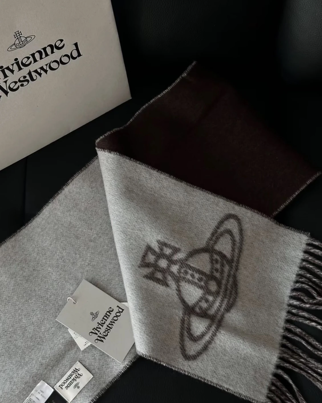 VIVIENNE WESTWOOD 西太后 大logo土星 羊毛 圍巾