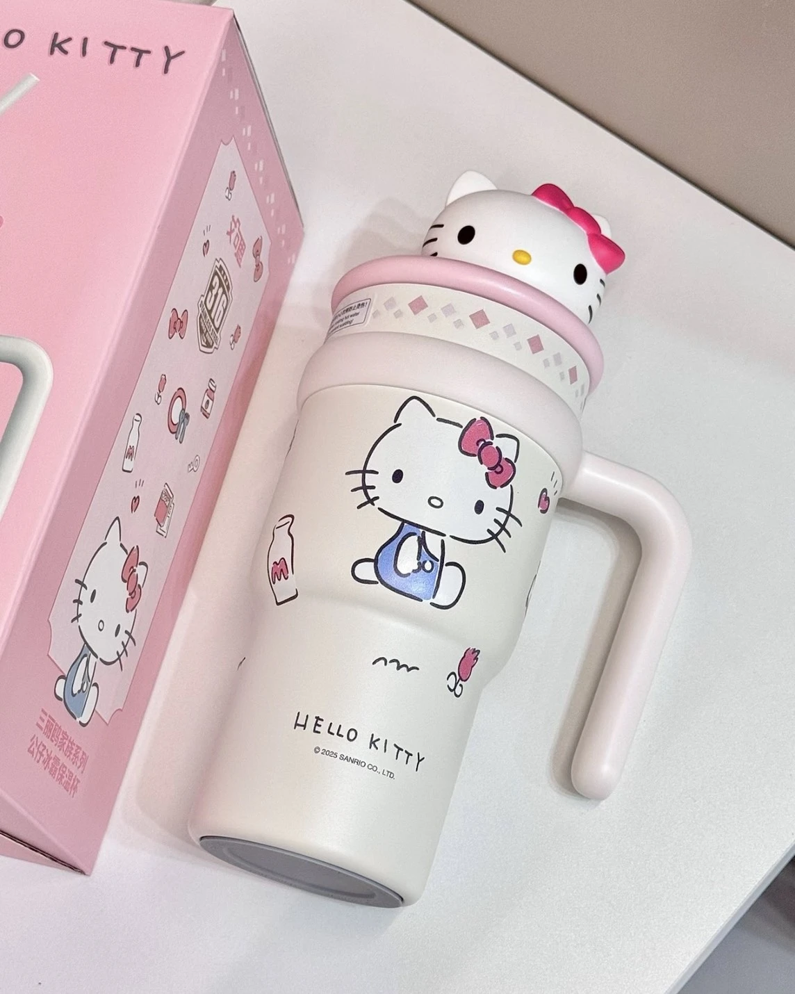 <正版授權>三麗鷗 Sanrio x Hello Kitty 立體公仔 保溫保冷 冰霸杯700ml(兩款可選)