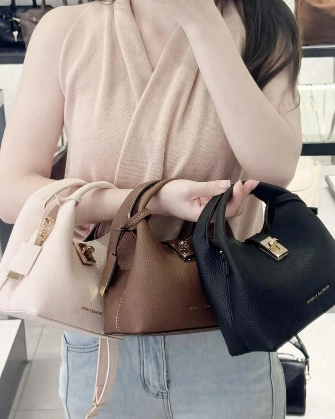 Charles & Keith 小CK 秋冬 荔枝皮 手提 肩背 小菜籃 水桶包 三色