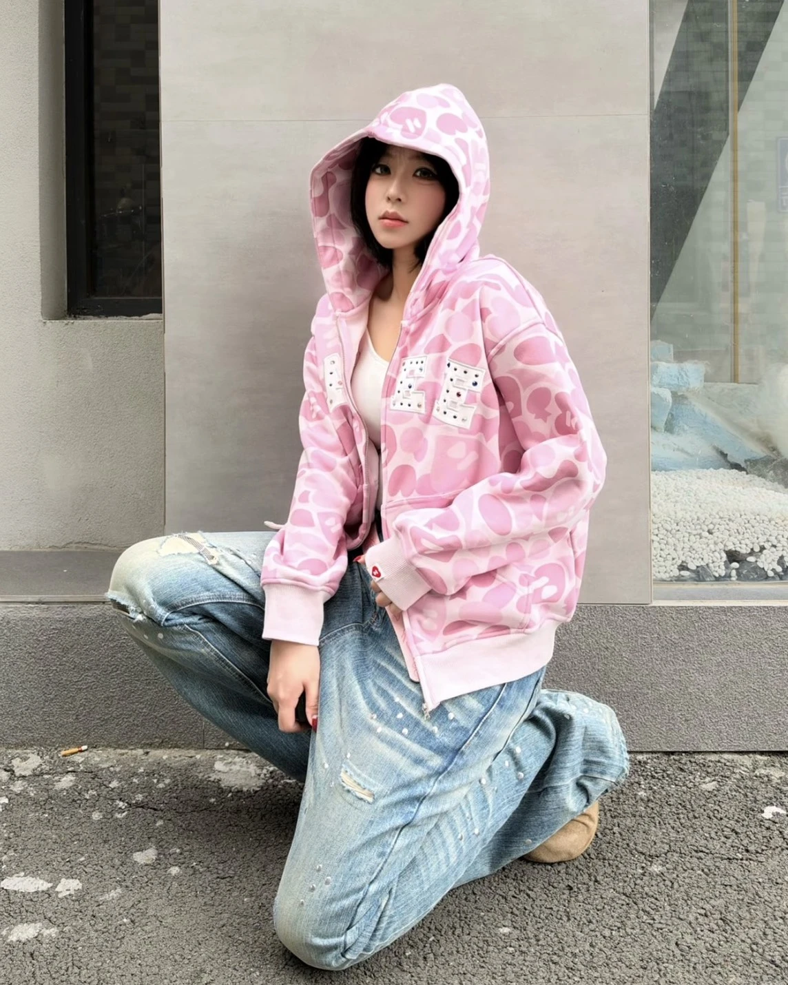 APEE 街頭 迷彩拼接 愛心 寬鬆 連帽外套Tee(三色可選)