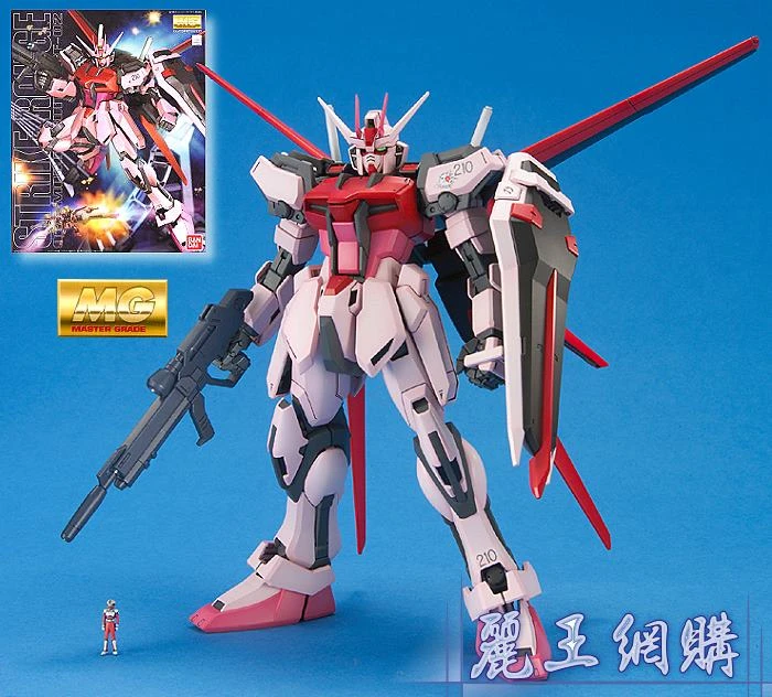 MG 1/100 嫣紅攻擊鋼彈