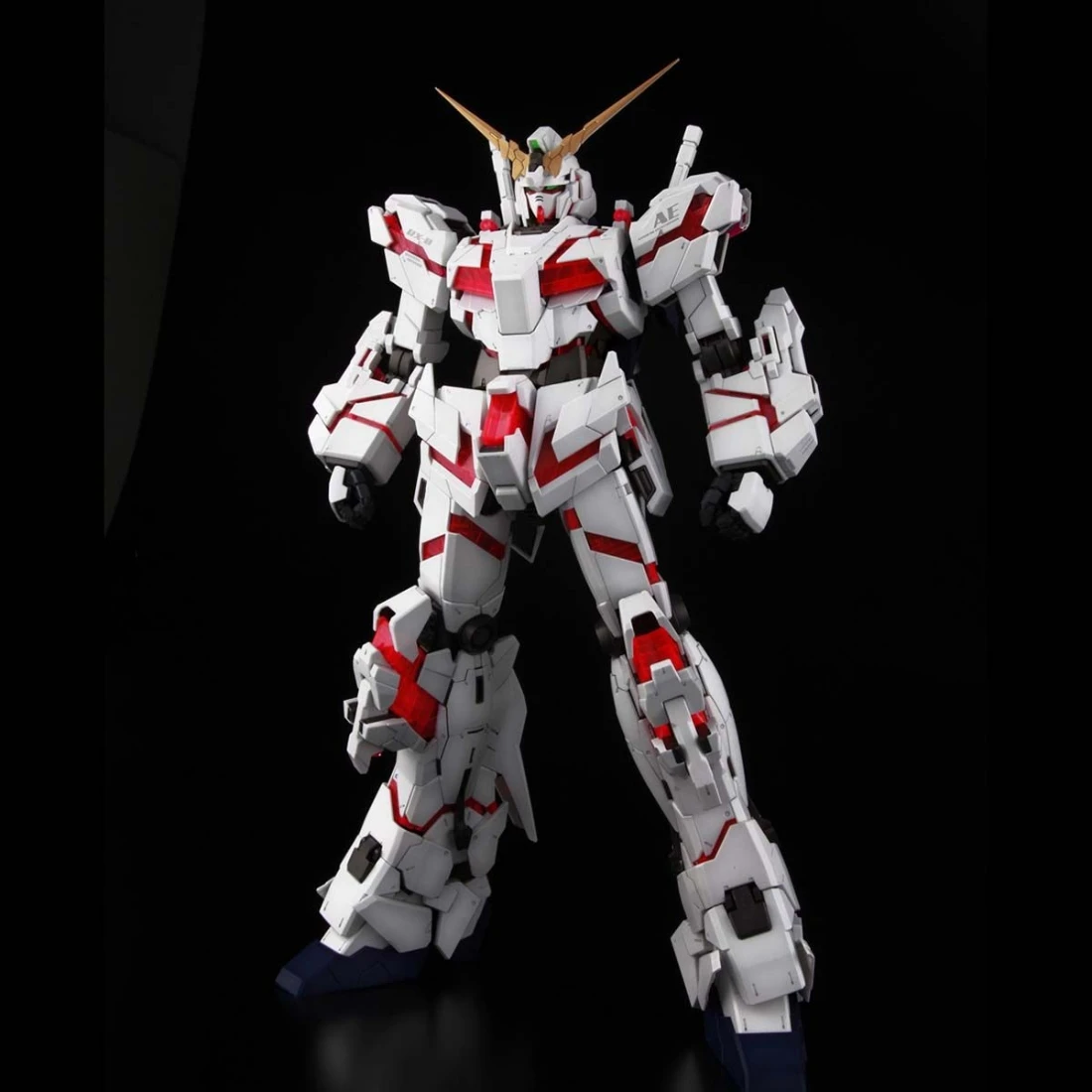 PG 1/60 鋼彈UC 獨角獸鋼彈 RX-0