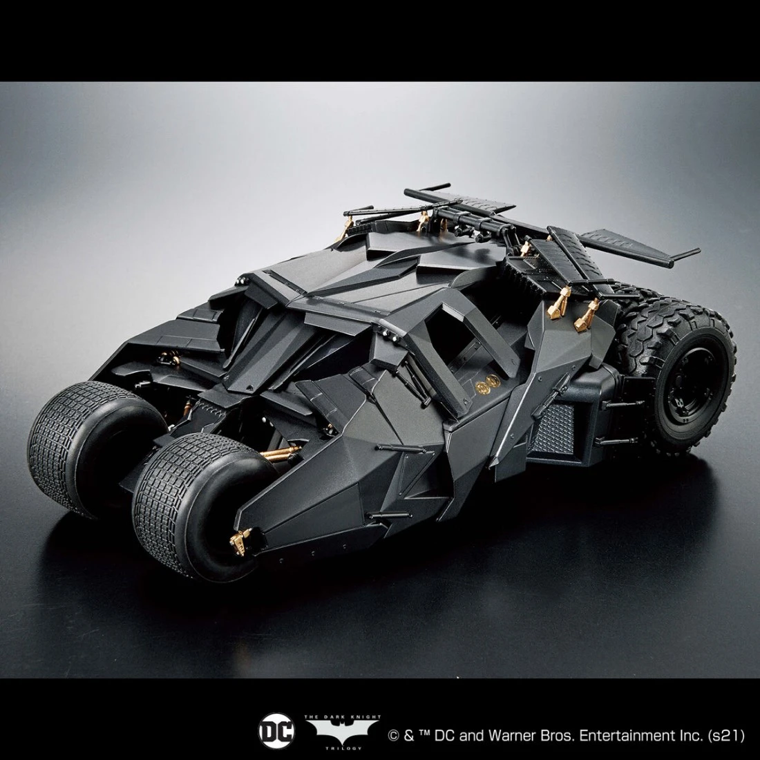 Bandai 萬代 1/35 蝙蝠車 開戰時刻